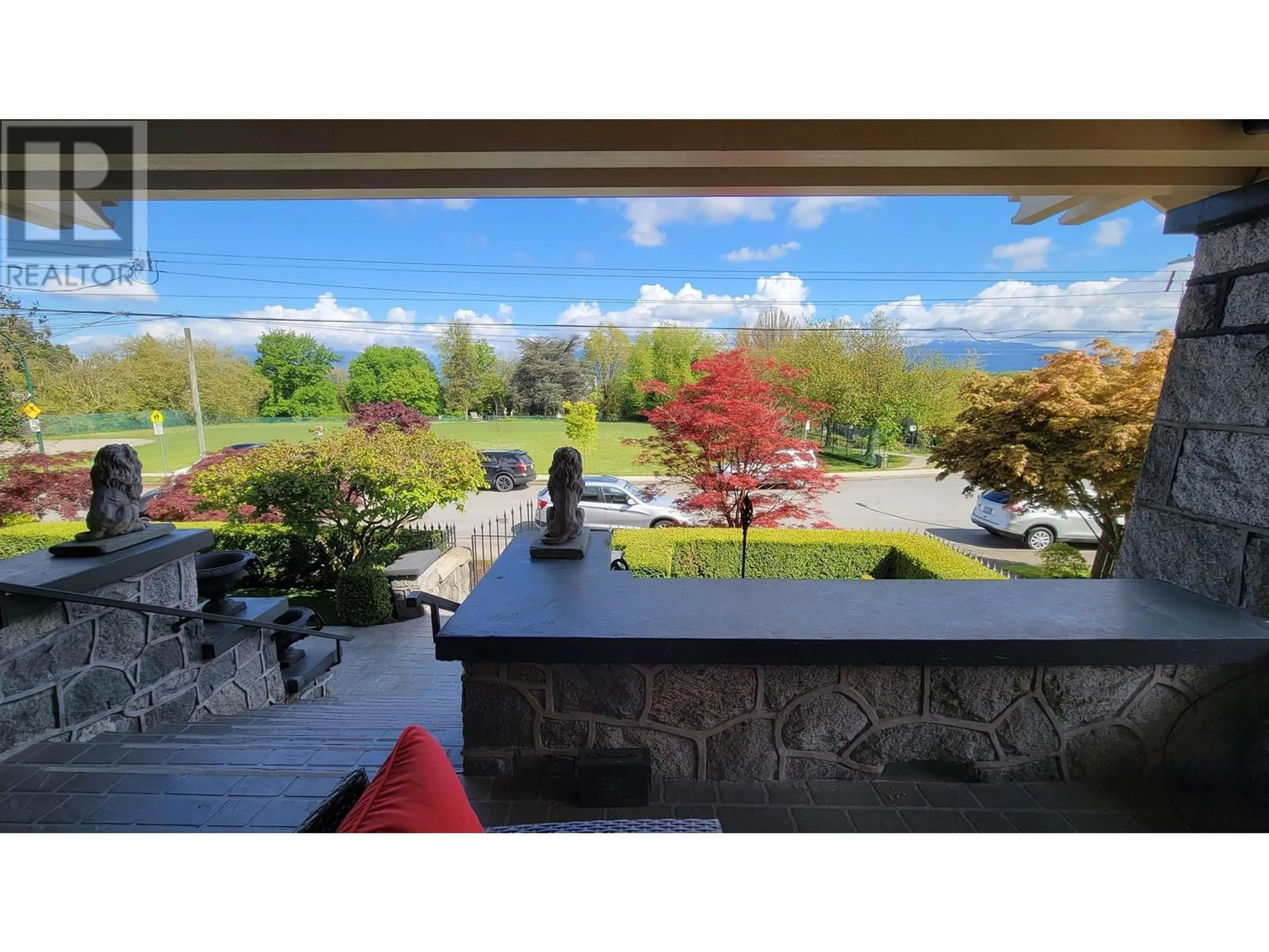 Patio, unknown for 1606 15TH AVENUE, Vancouver British Columbia V5N2G1