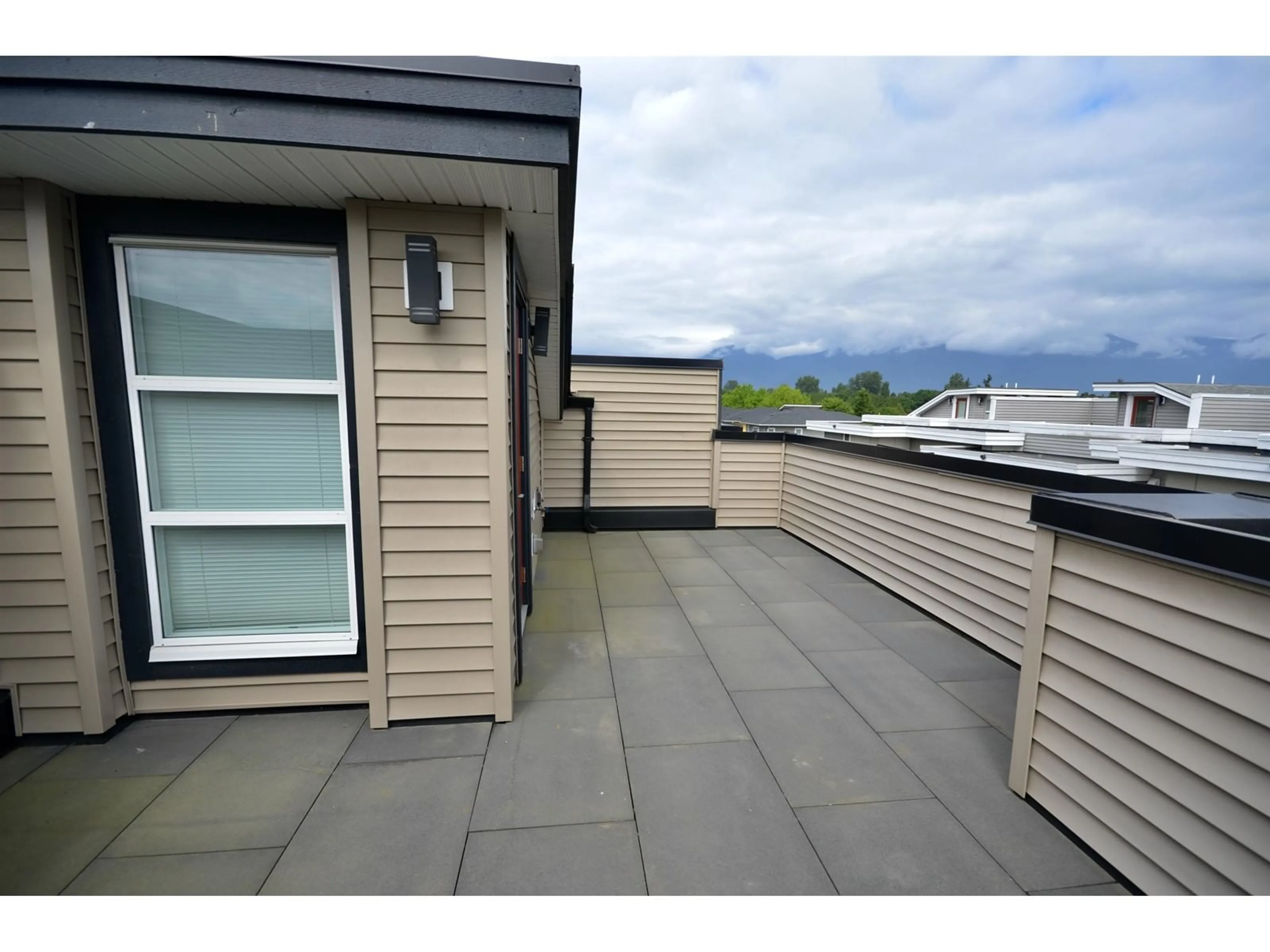 Unknown for 12 - 8466 MIDTOWN WAY, Chilliwack British Columbia V2P0G8