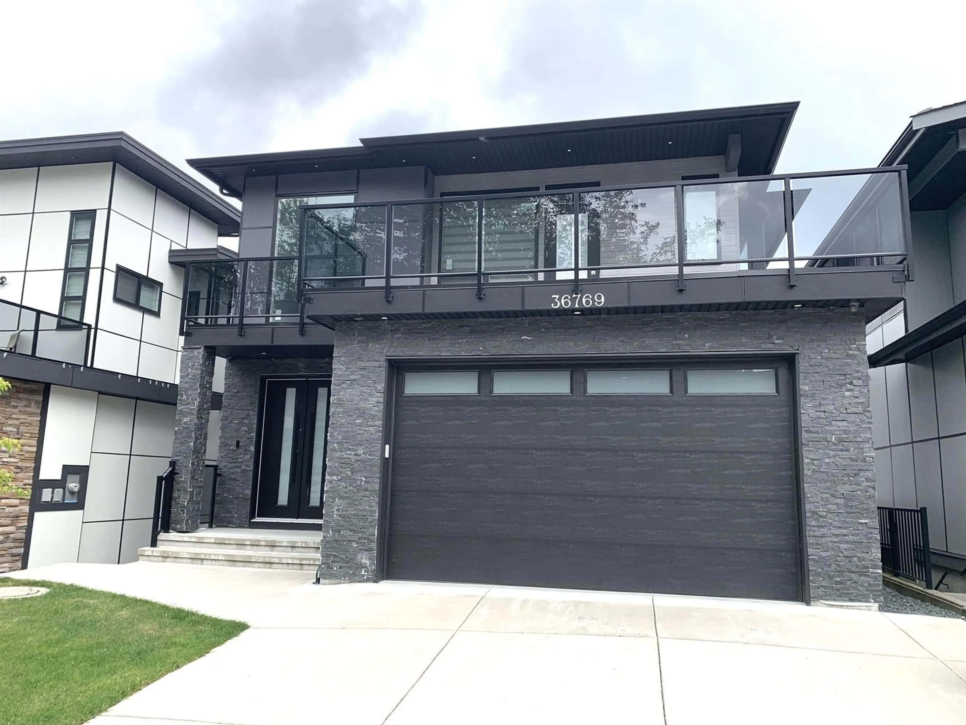 Home with brick exterior material, street for 36769 DIANNE BROOK, Abbotsford British Columbia V3G0H4