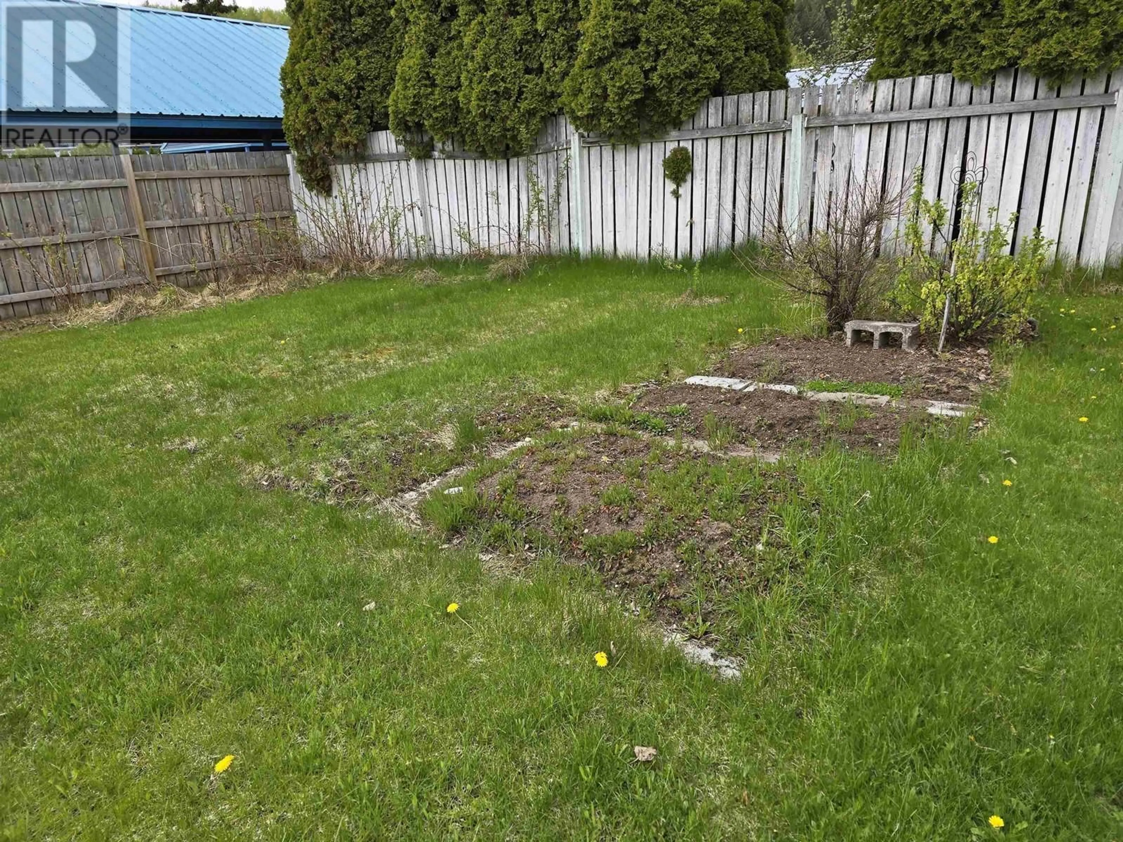 A pic from outside/outdoor area/front of a property/back of a property/a pic from drone, street for 3617 JAMES DRIVE, Prince George British Columbia V2N4R9