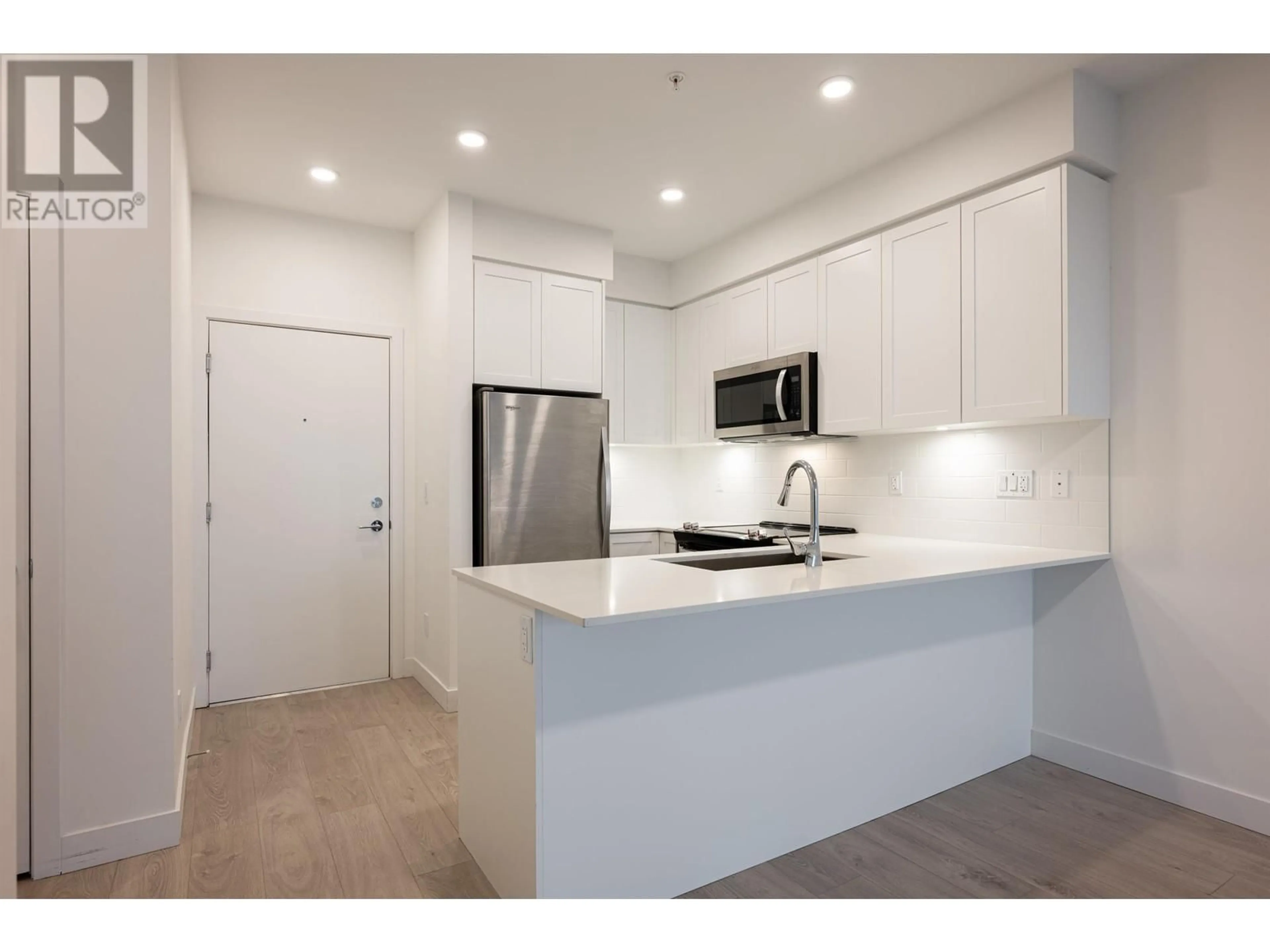 Standard kitchen, unknown for 311 - 808 GAUTHIER AVENUE, Coquitlam British Columbia V3K0H1