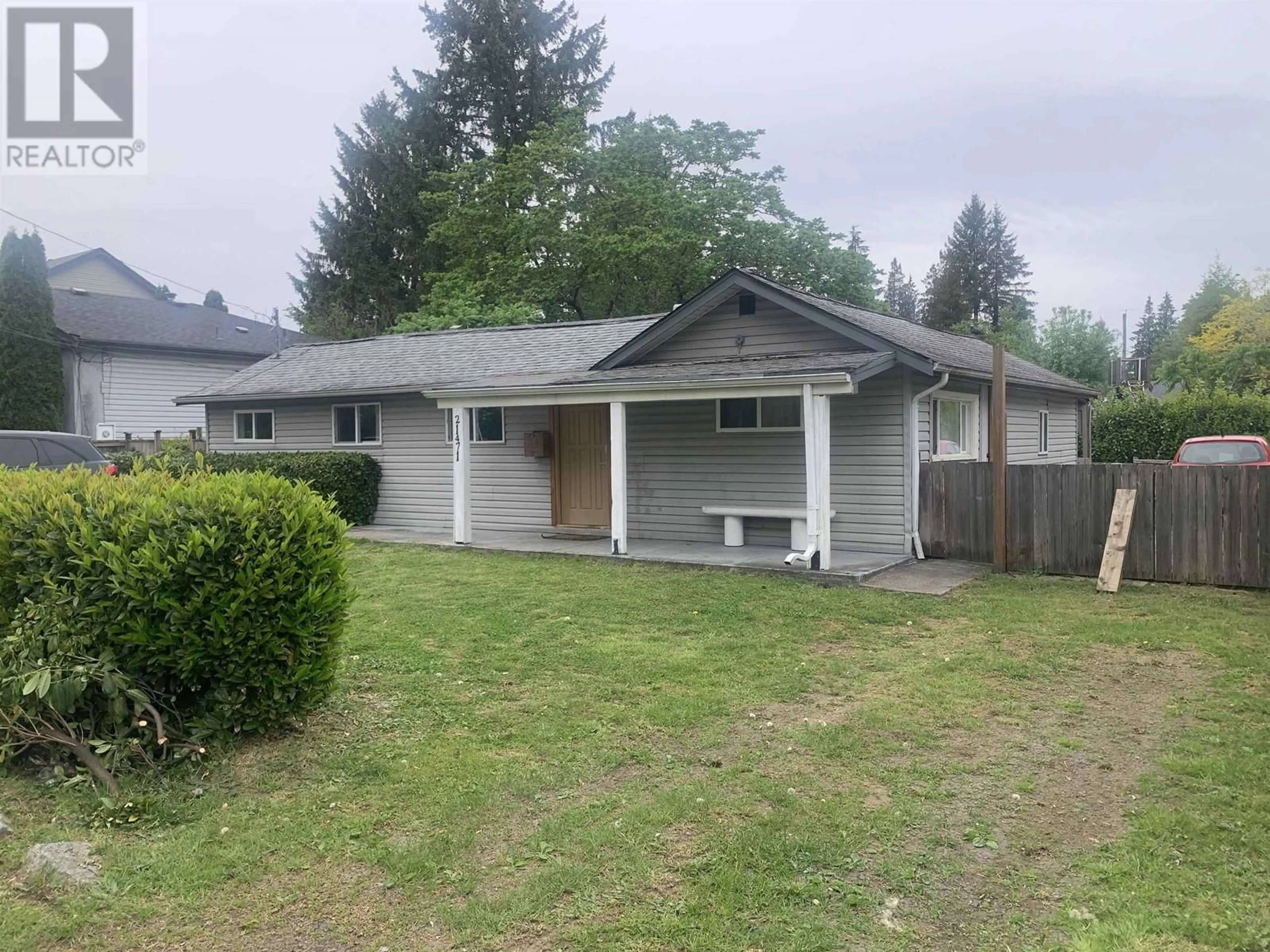 A pic from outside/outdoor area/front of a property/back of a property/a pic from drone, street for 21471 121 AVENUE, Maple Ridge British Columbia V2X3S5