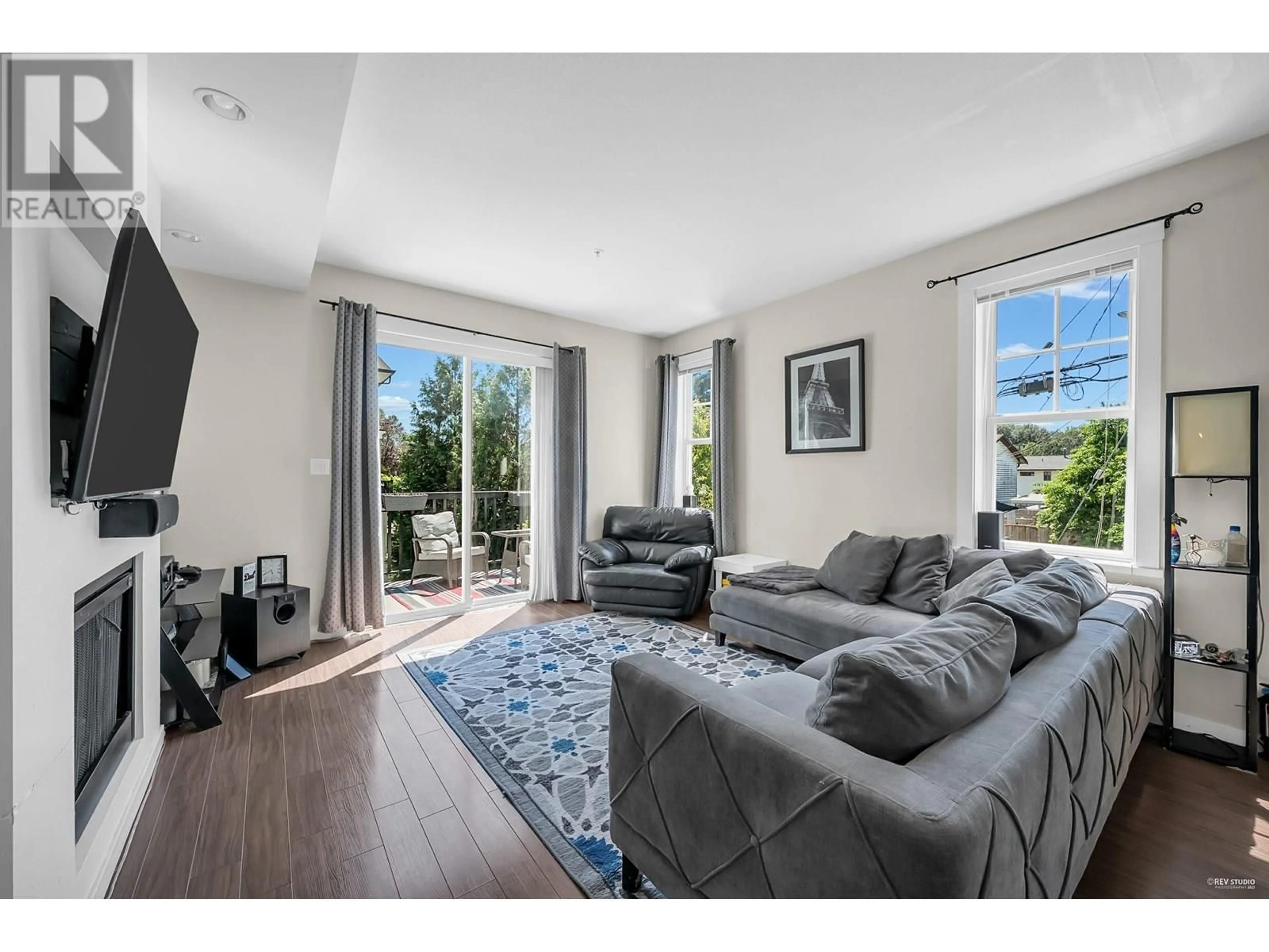 Living room with furniture, unknown for 5 - 2495 DAVIES AVENUE, Port Coquitlam British Columbia V3C0B2