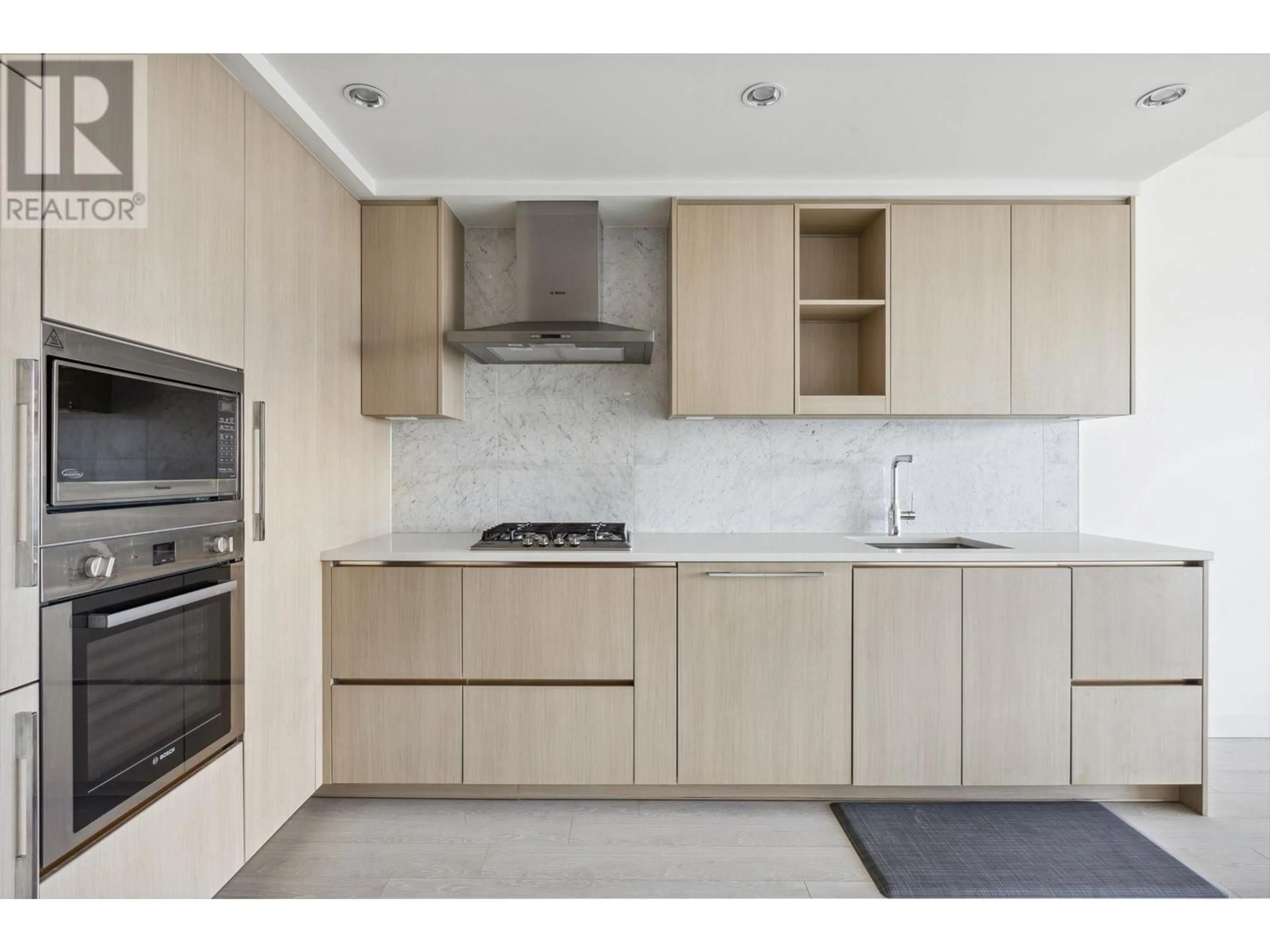 Standard kitchen, unknown for 4106 - 4720 LOUGHEED HIGHWAY, Burnaby British Columbia V5C0M8