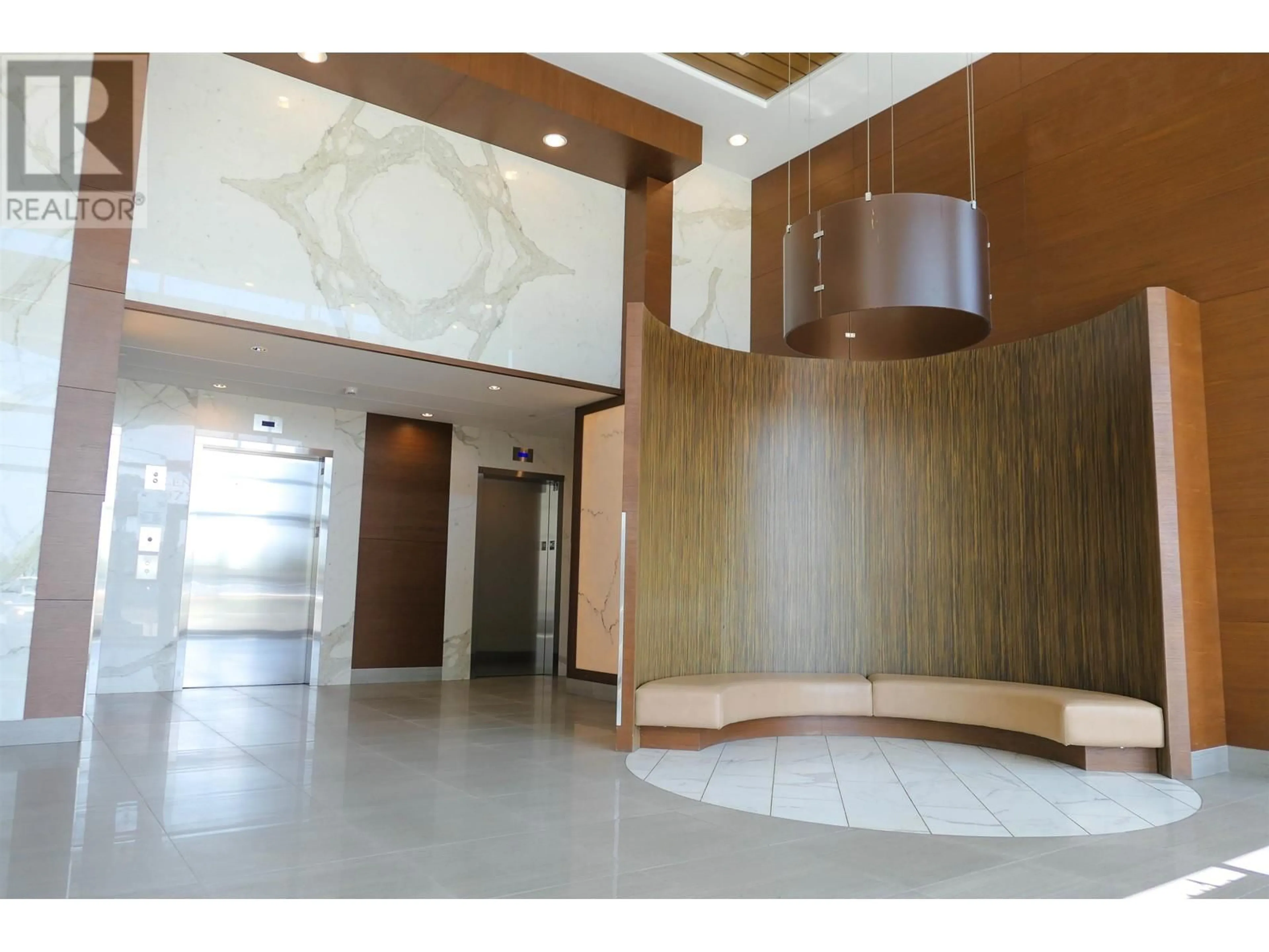 Lobby for 3001 - 2975 ATLANTIC AVENUE, Coquitlam British Columbia V3B0C5