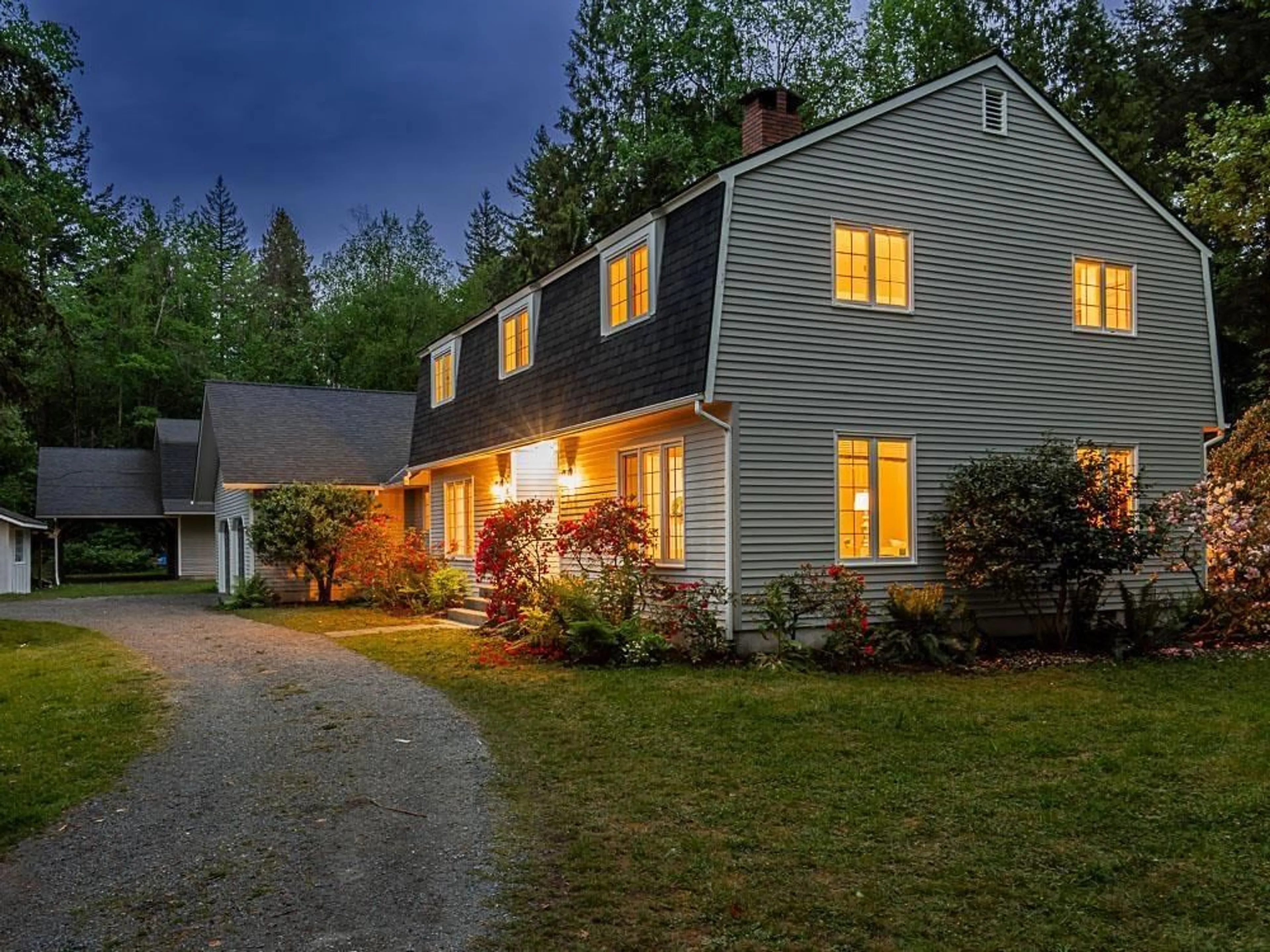 A pic from outside/outdoor area/front of a property/back of a property/a pic from drone, street for 24938 50, Langley British Columbia V4W1A3