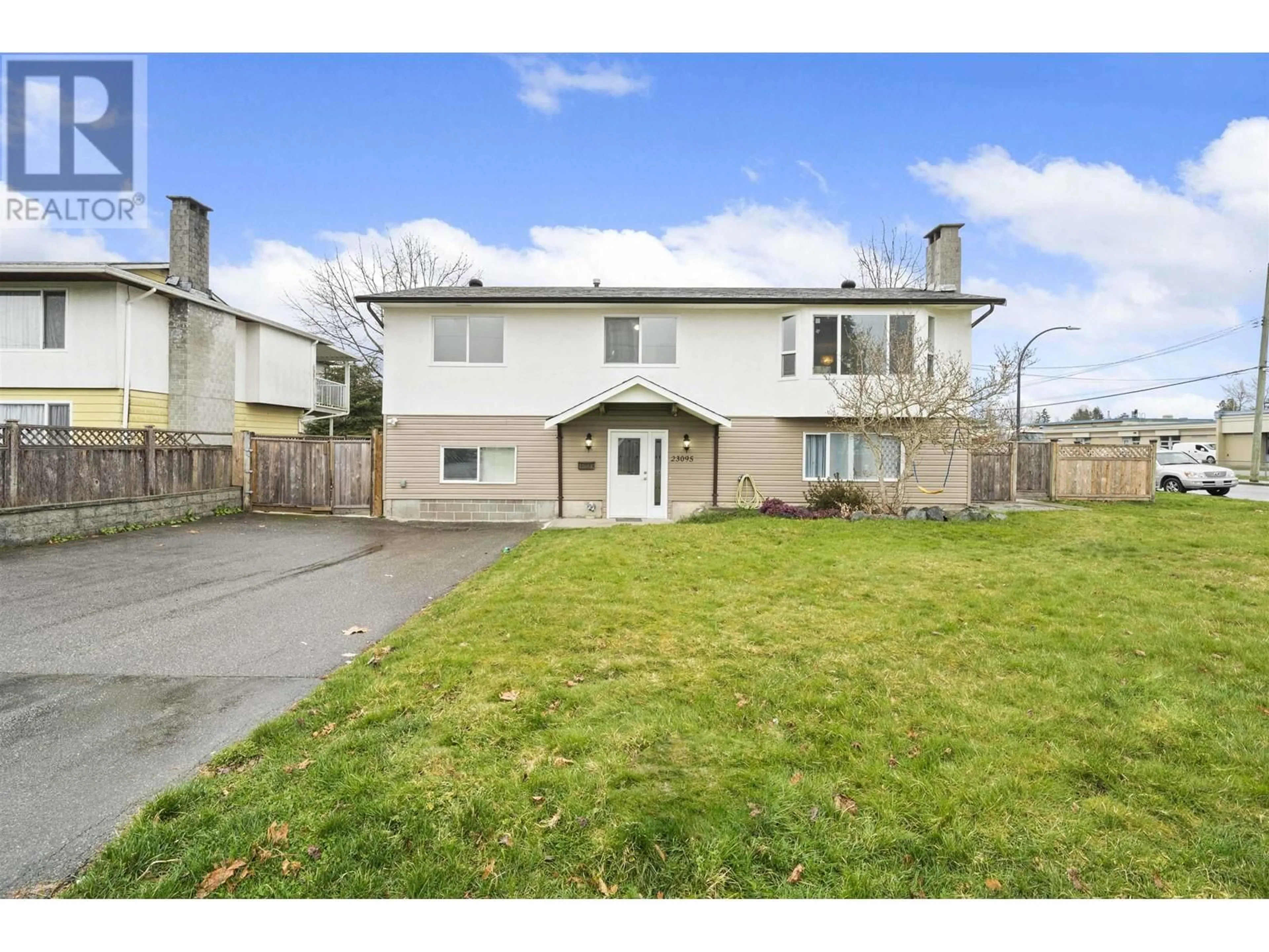 A pic from outside/outdoor area/front of a property/back of a property/a pic from drone, street for 23095 117 AVENUE, Maple Ridge British Columbia V2X2K3