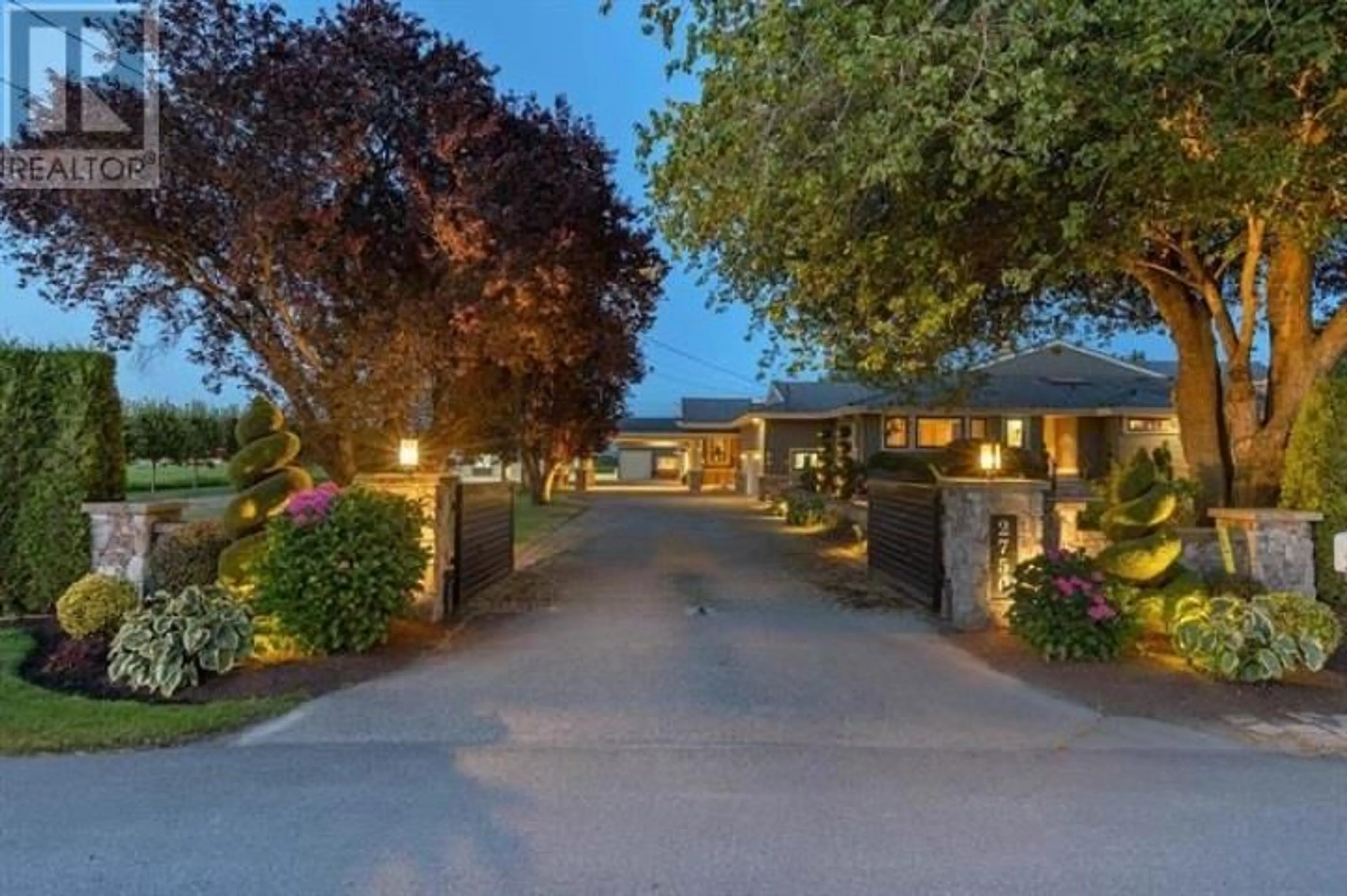 Unknown for 2750 52 STREET, Delta British Columbia V4M4G8