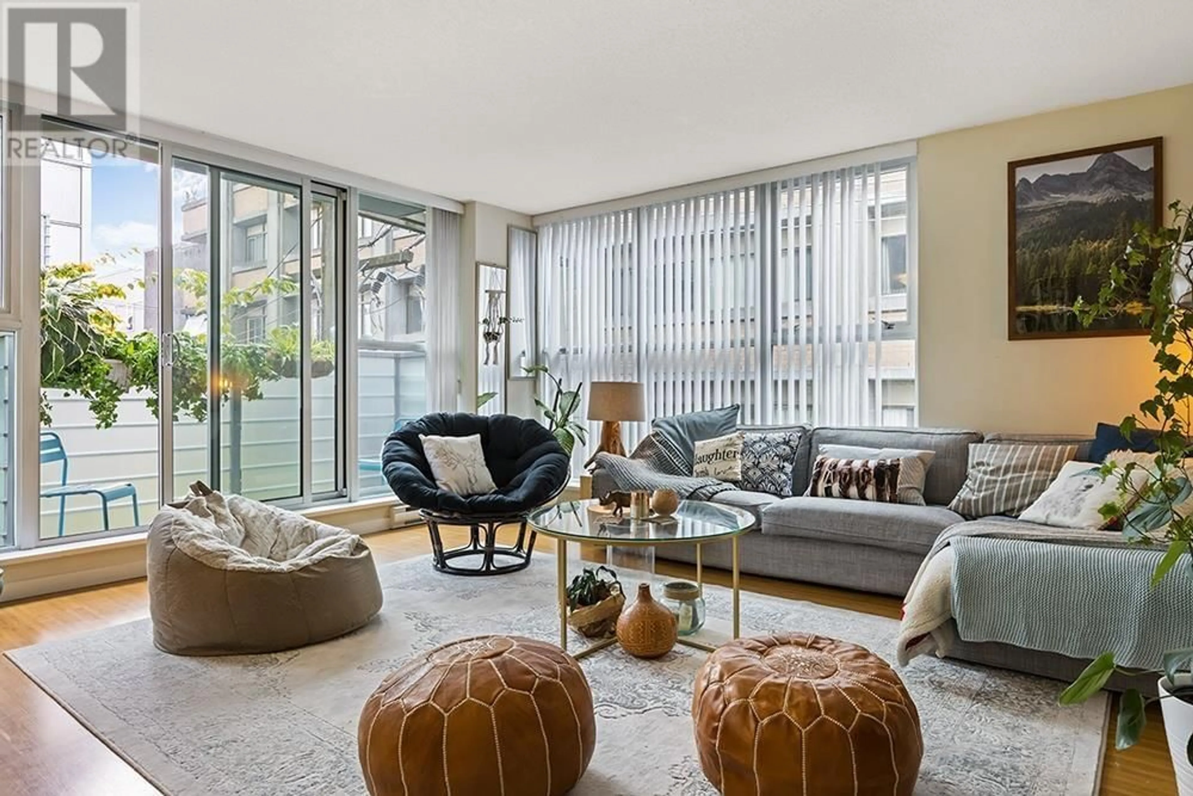 Living room with furniture, unknown for 501 - 168 POWELL STREET, Vancouver British Columbia V6A0B2