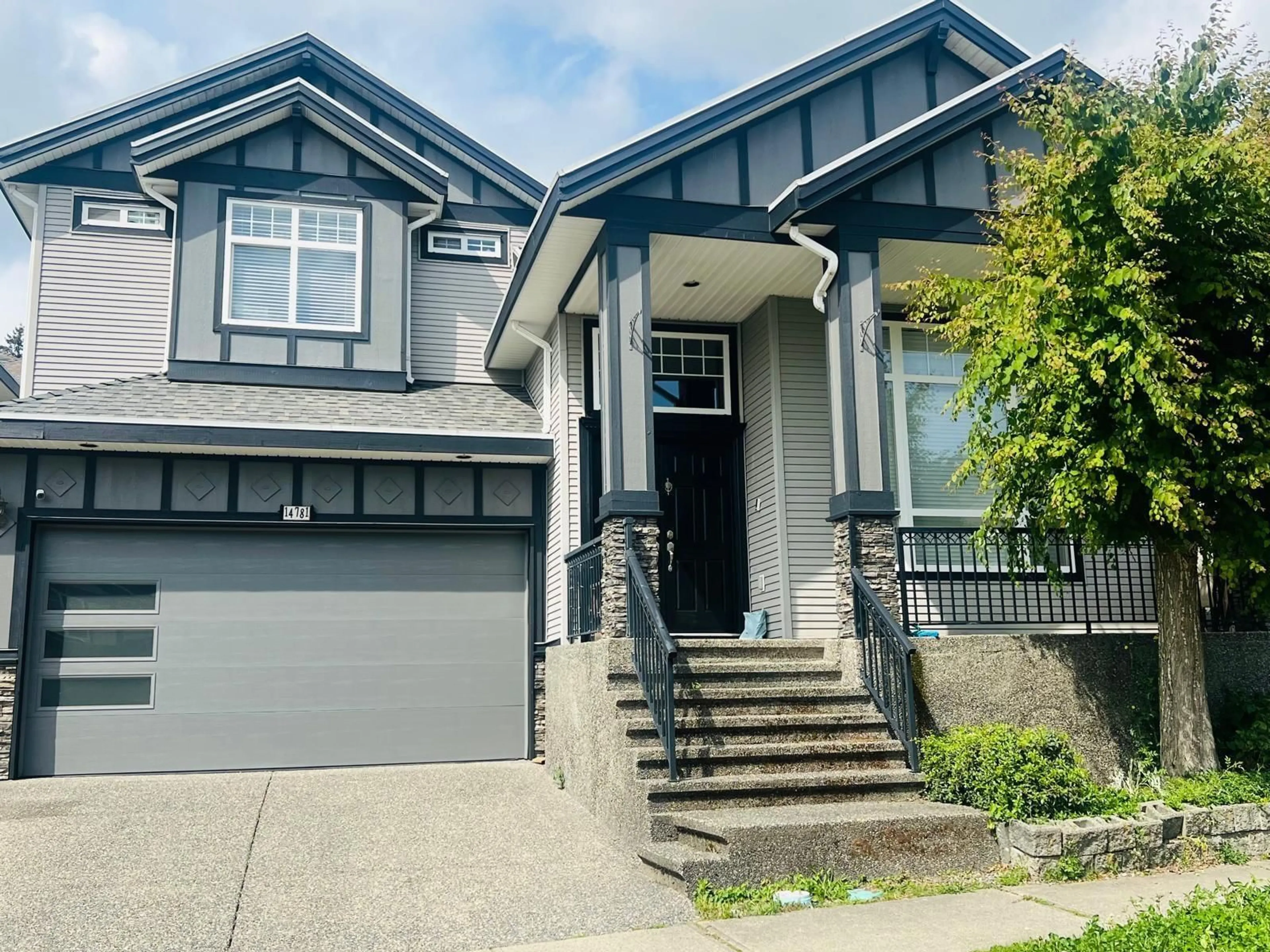 Home with vinyl exterior material, street for 14781 67A, Surrey British Columbia V3S4P9