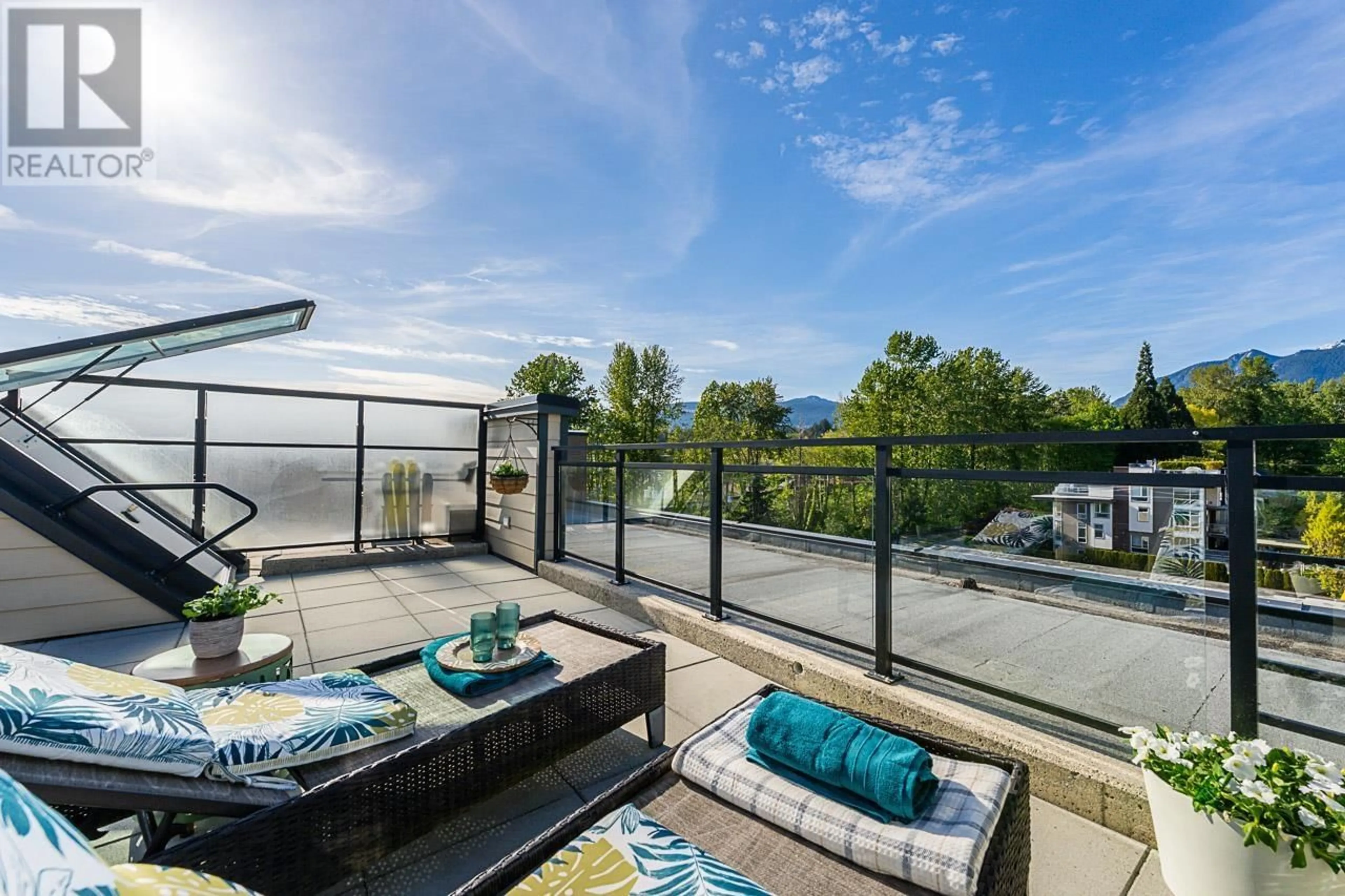 Patio, water/lake/river/ocean view for 402 - 733 14TH STREET, North Vancouver British Columbia V7M0C6