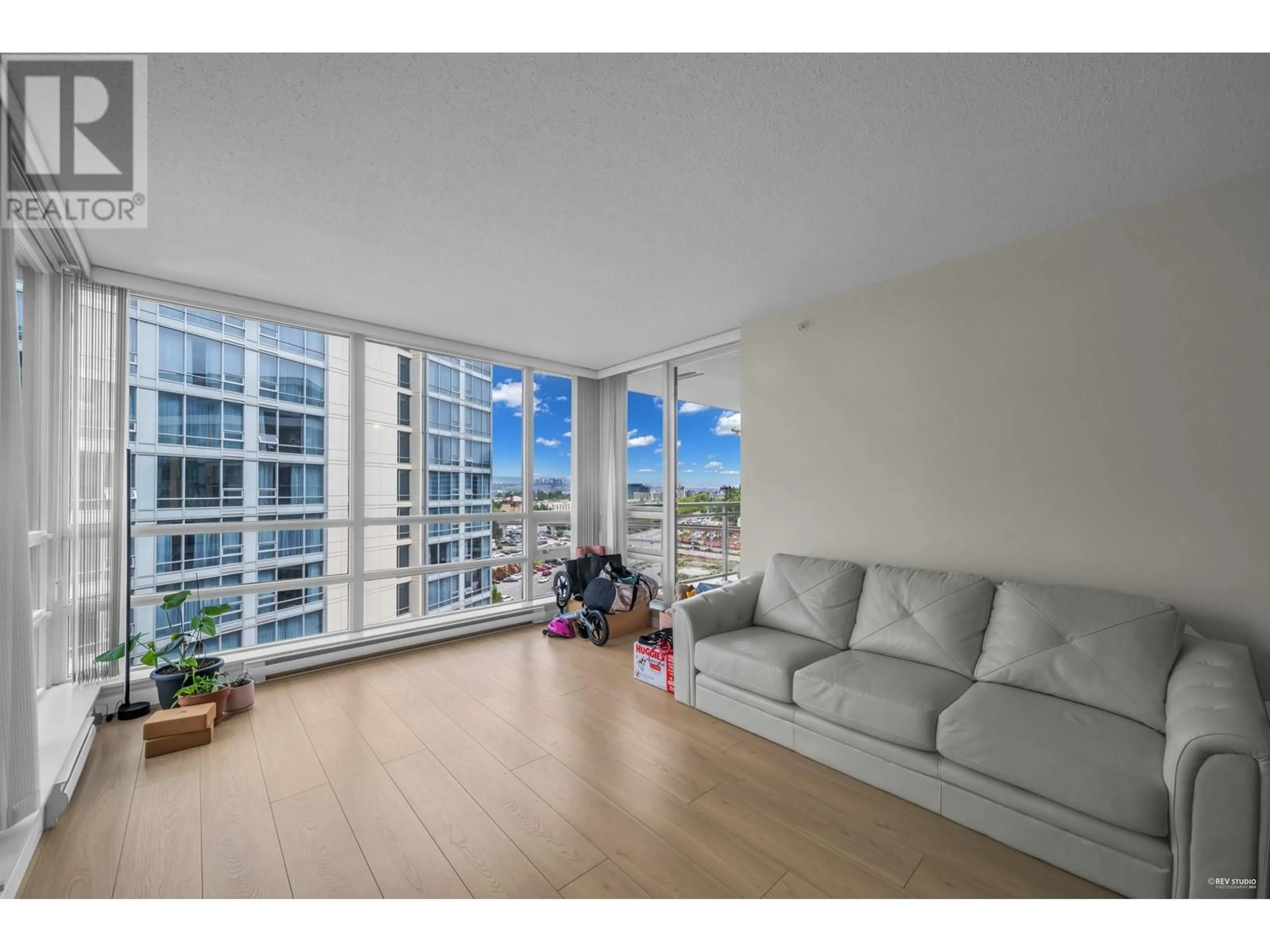 A pic of a room for 1202 - 3111 CORVETTE WAY, Richmond British Columbia V6X4K3
