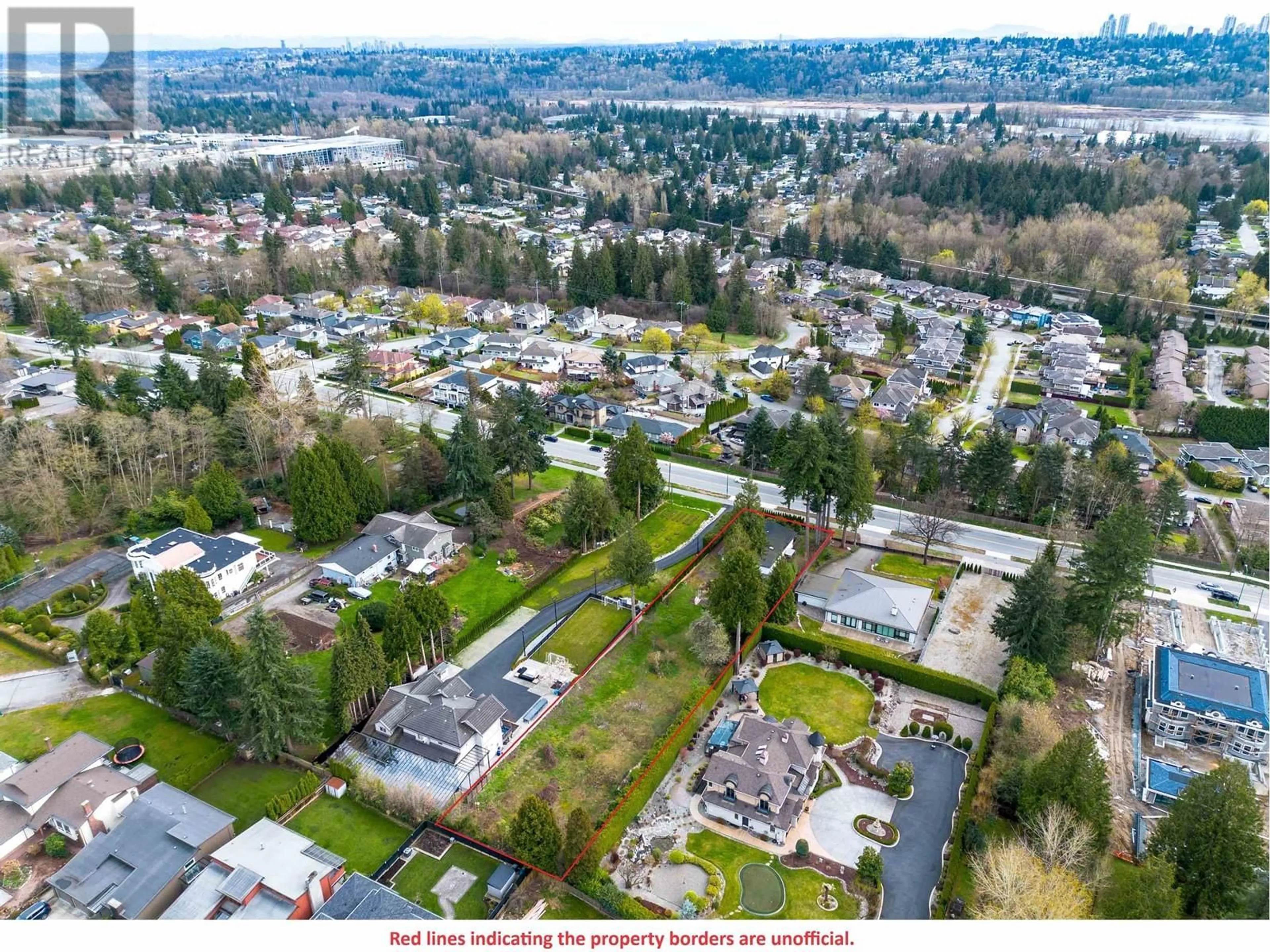 A pic from outside/outdoor area/front of a property/back of a property/a pic from drone, street for 7279 BROADWAY, Burnaby British Columbia V5A1S1