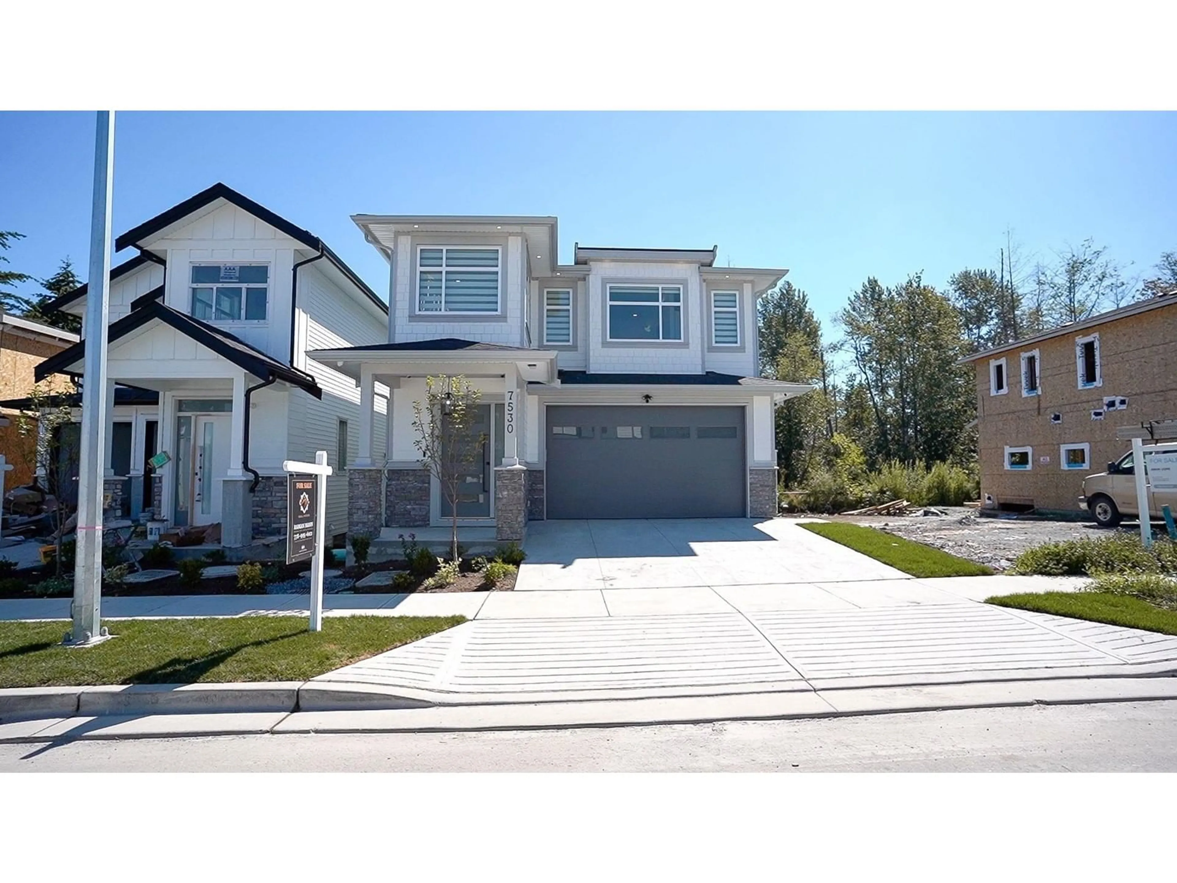 Home with vinyl exterior material, street for 7530 205A, Langley British Columbia V2Y1V5