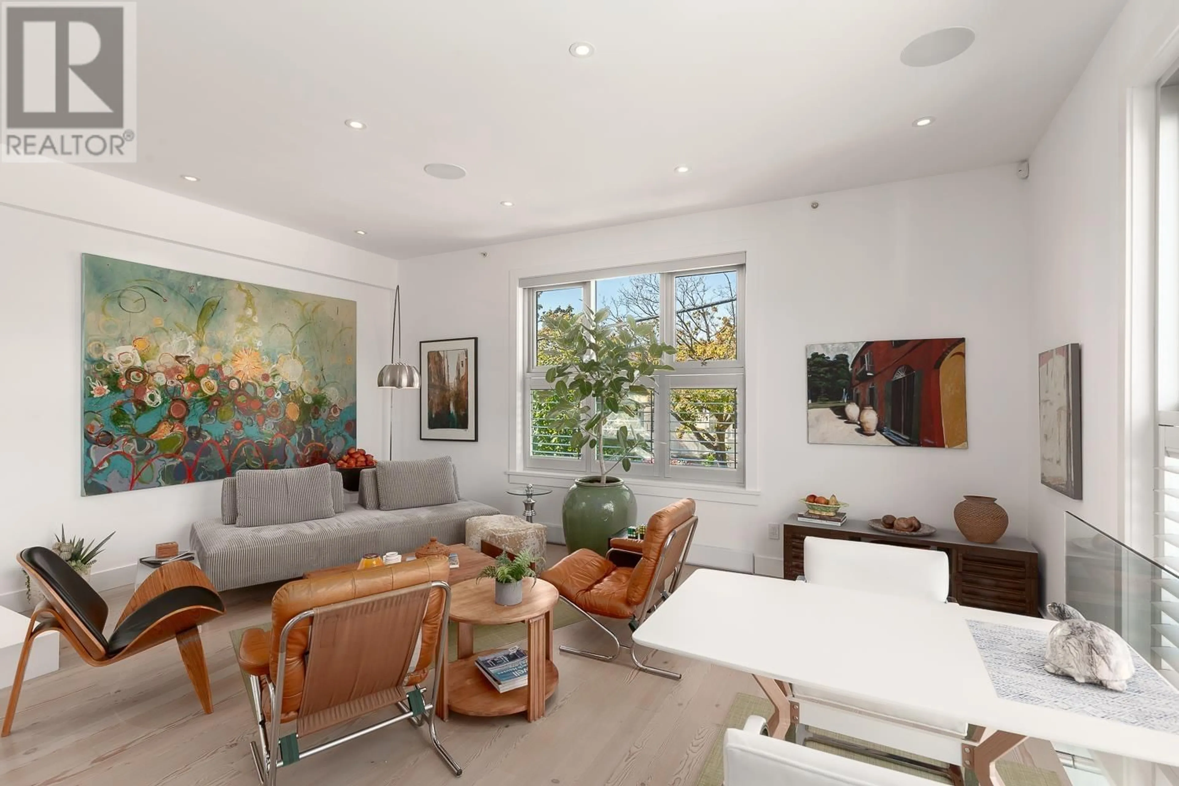 Living room with furniture, unknown for 708 HEATLEY AVENUE, Vancouver British Columbia V6A4M1