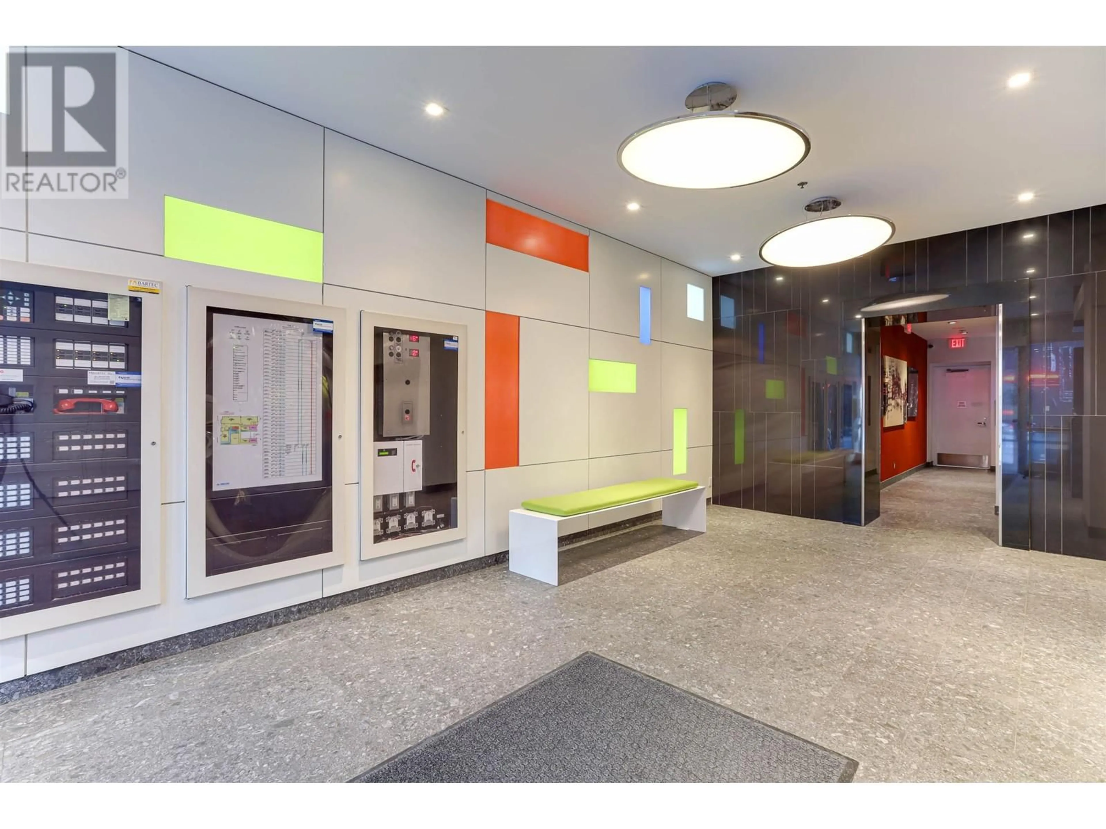 Indoor foyer for 1606 - 1308 HORNBY STREET, Vancouver British Columbia V6Z0C5