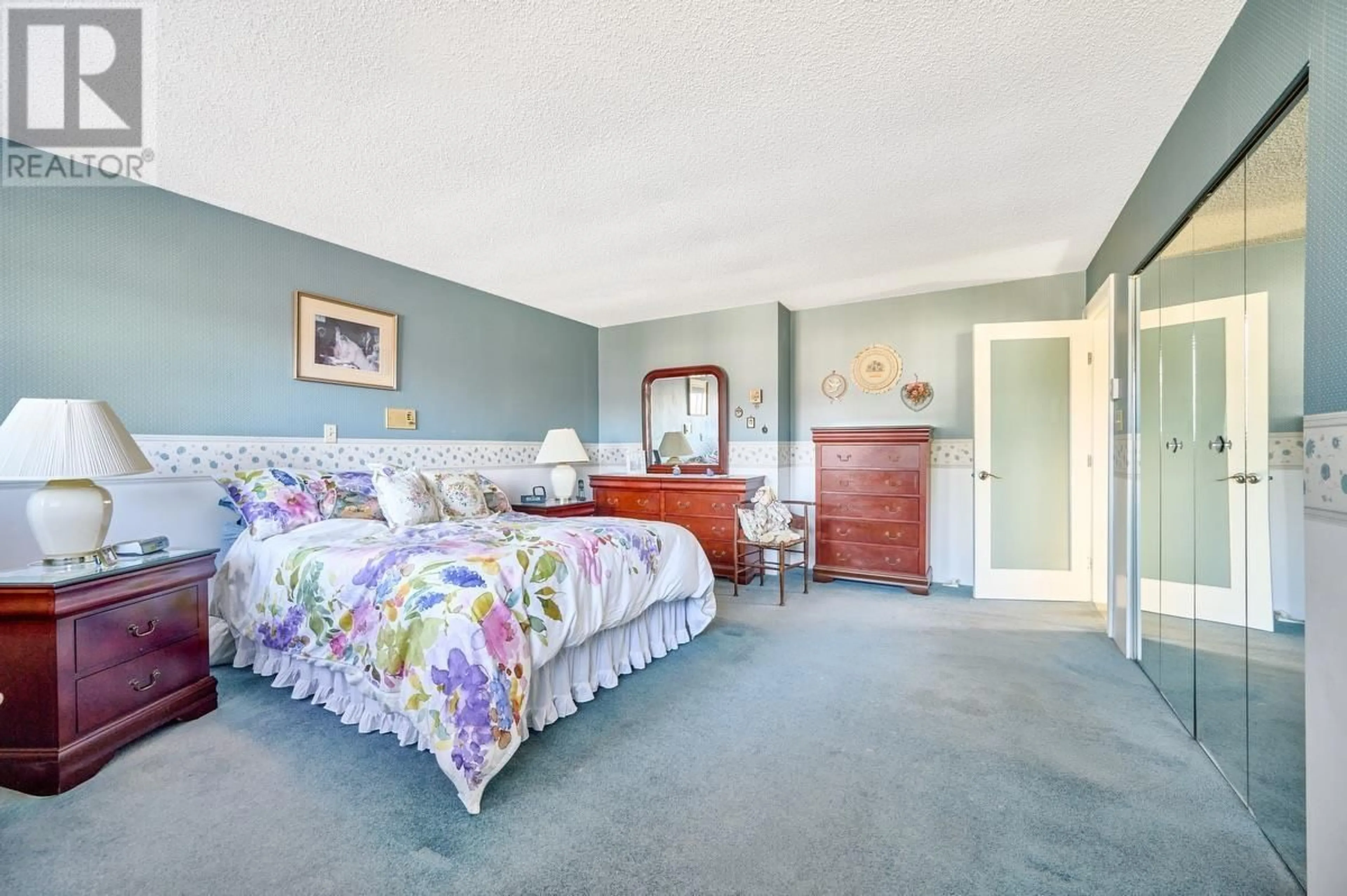 A pic of a room for 4228 CRAIGFLOWER DRIVE, Richmond British Columbia V7C4W3