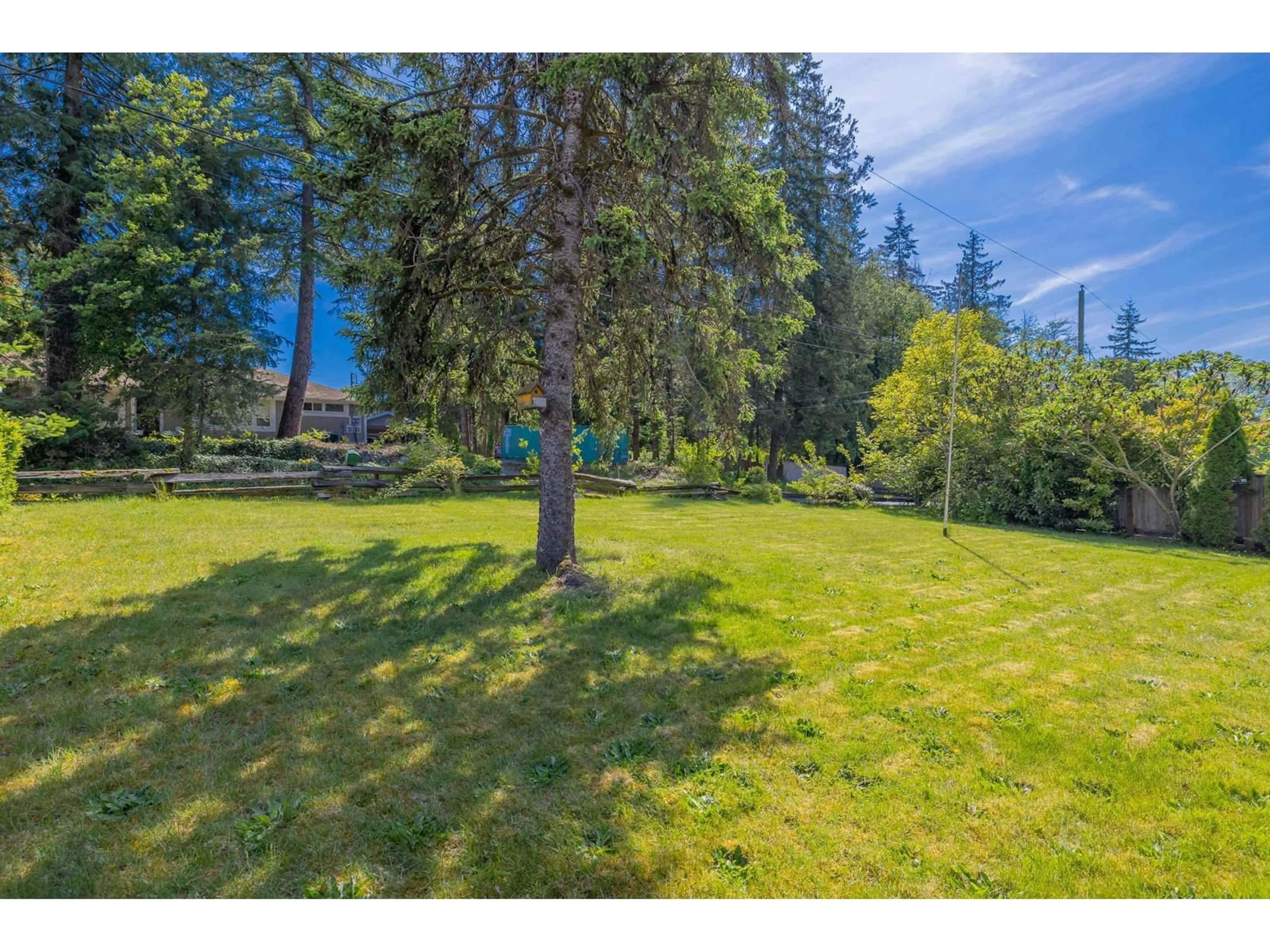 A pic from outside/outdoor area/front of a property/back of a property/a pic from drone, forest/trees view for 23745 40, Langley British Columbia V2Z7J9