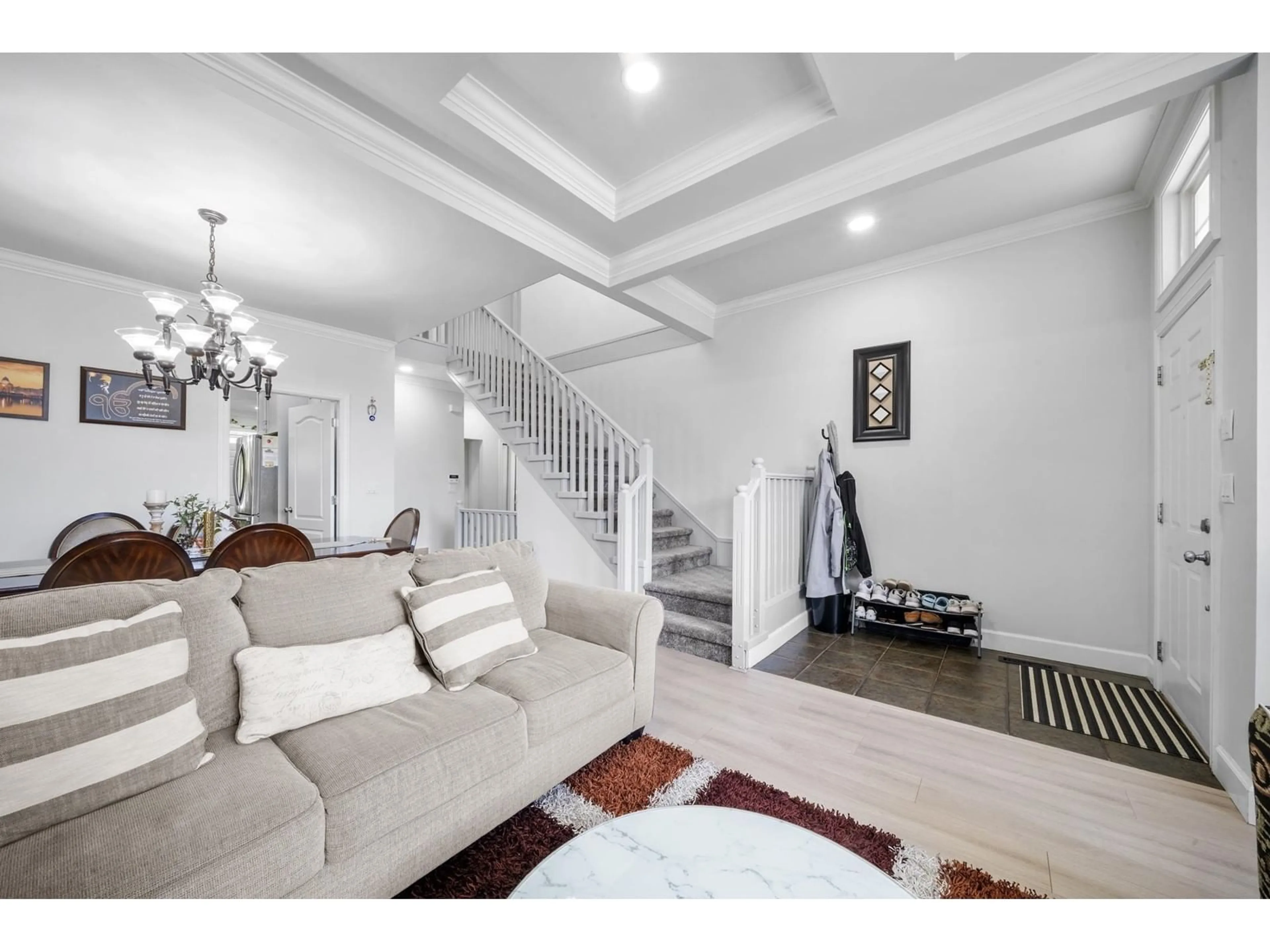 Living room with furniture, unknown for 6313 167B, Surrey British Columbia V3S1X3