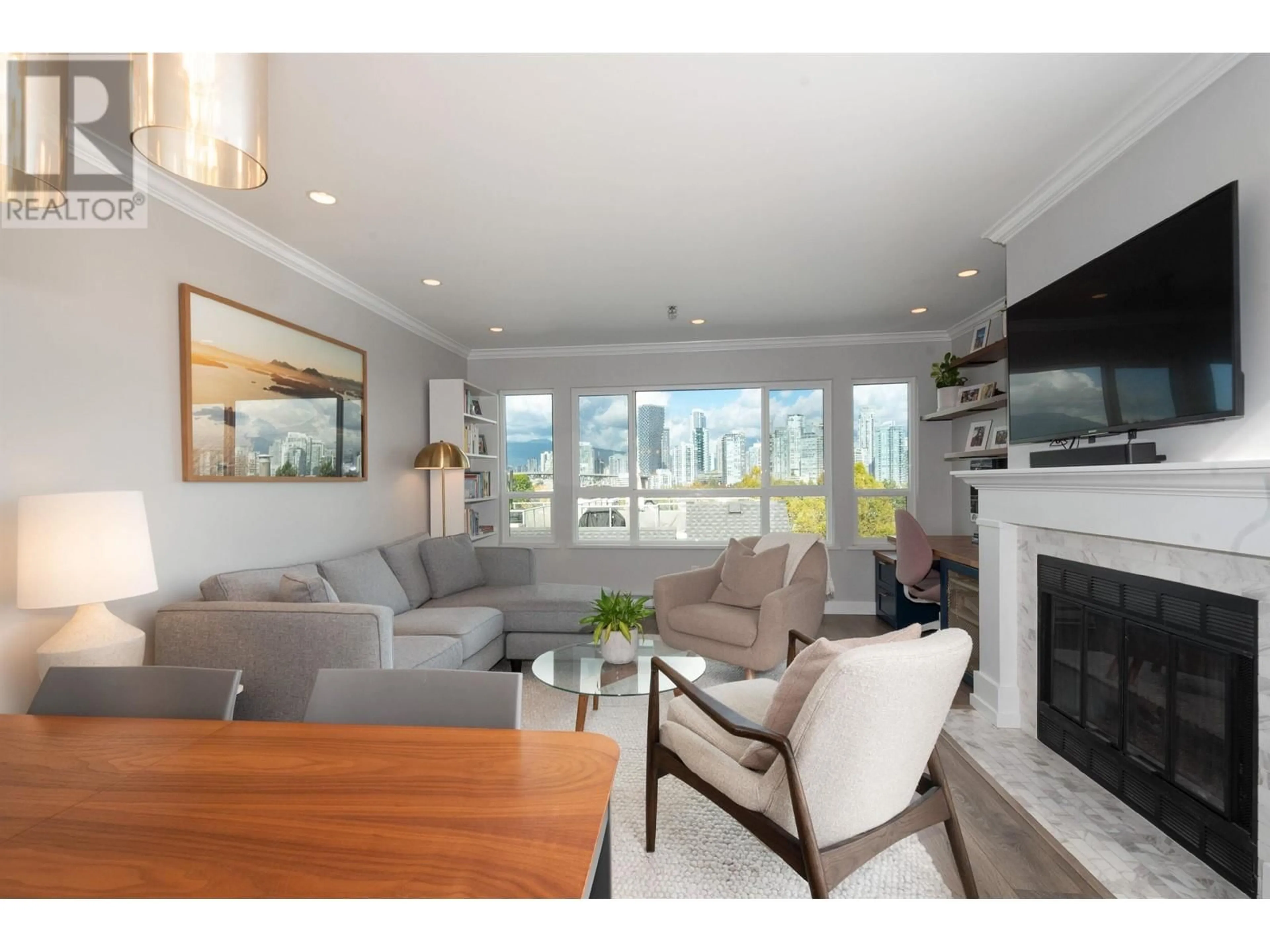 Living room with furniture, unknown for 307 - 1166 6TH AVENUE, Vancouver British Columbia V6H1A4