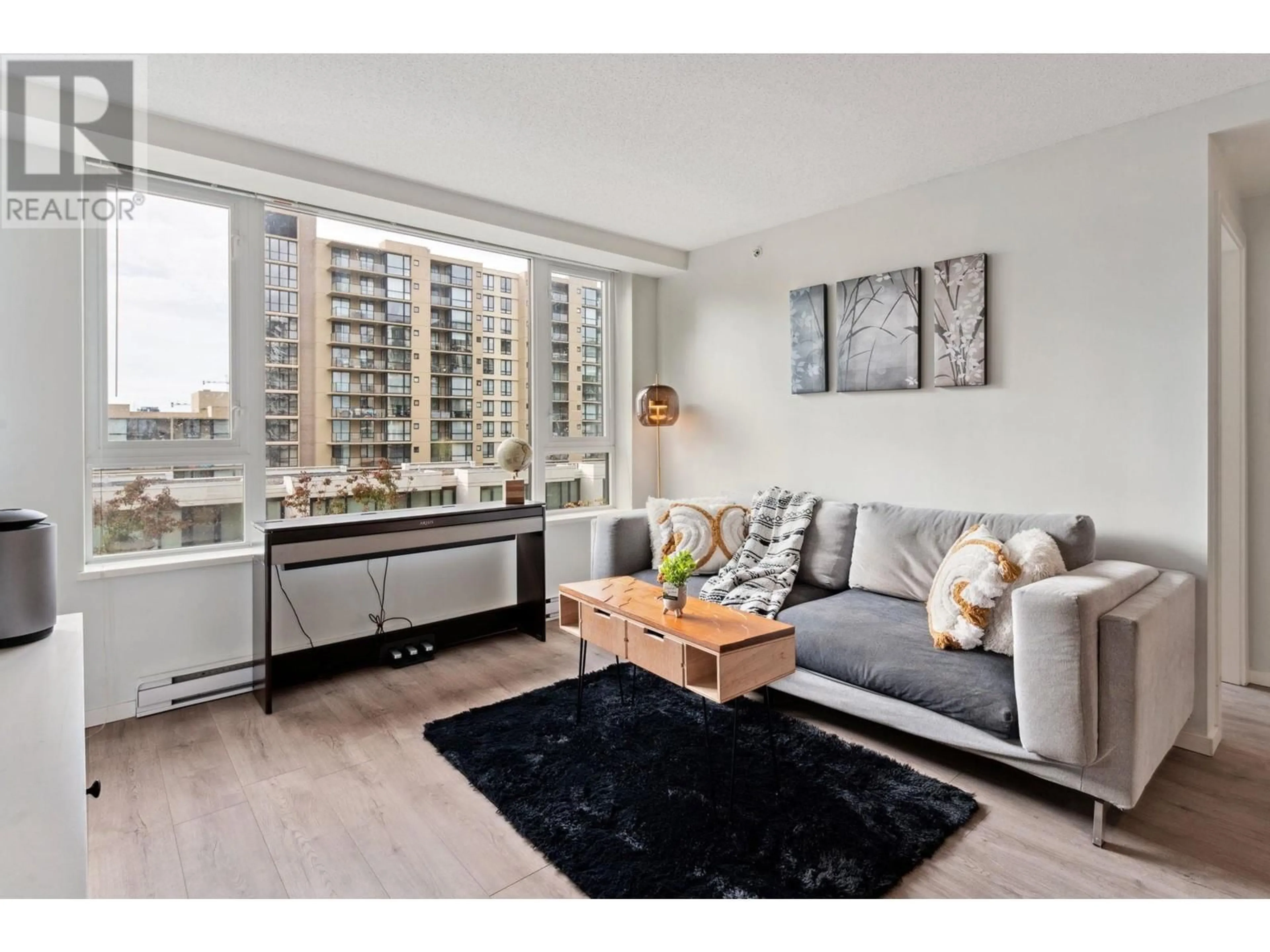 Living room with furniture, unknown for 901 - 7888 ACKROYD ROAD, Richmond British Columbia V6X0K6