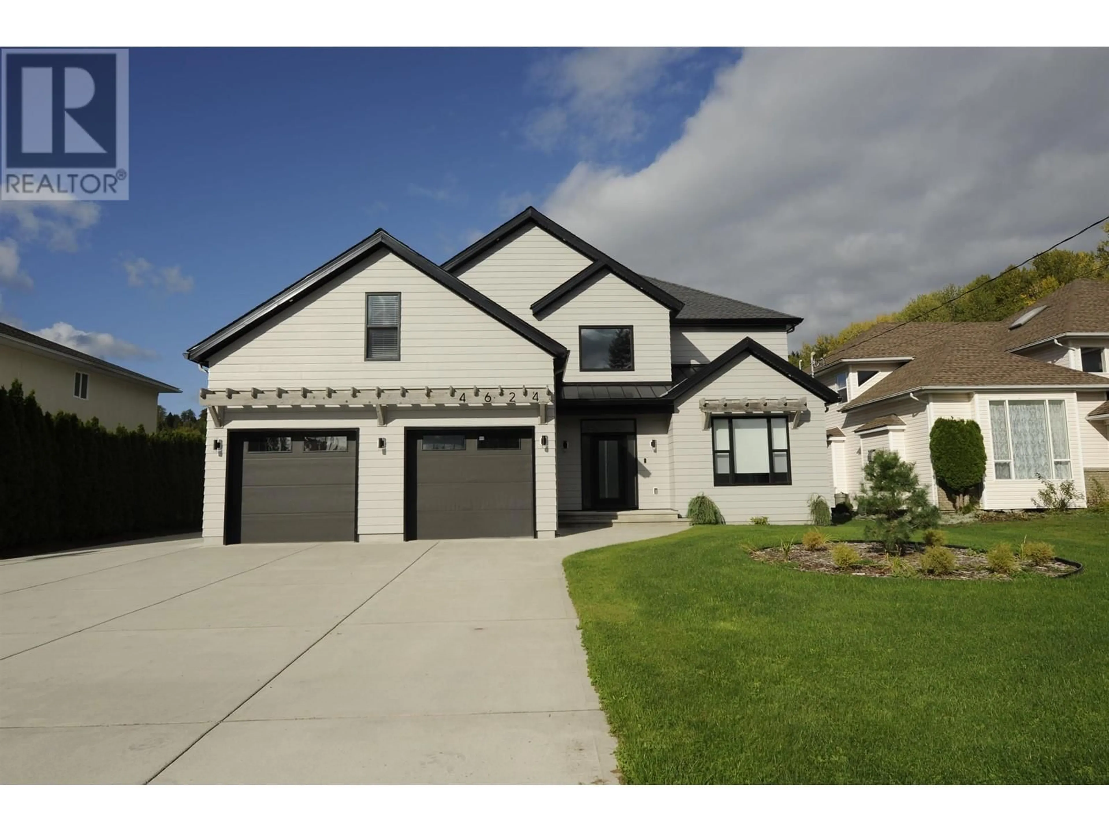 Home with vinyl exterior material, street for 4624 MCCONNELL AVENUE, Terrace British Columbia V8G5N2