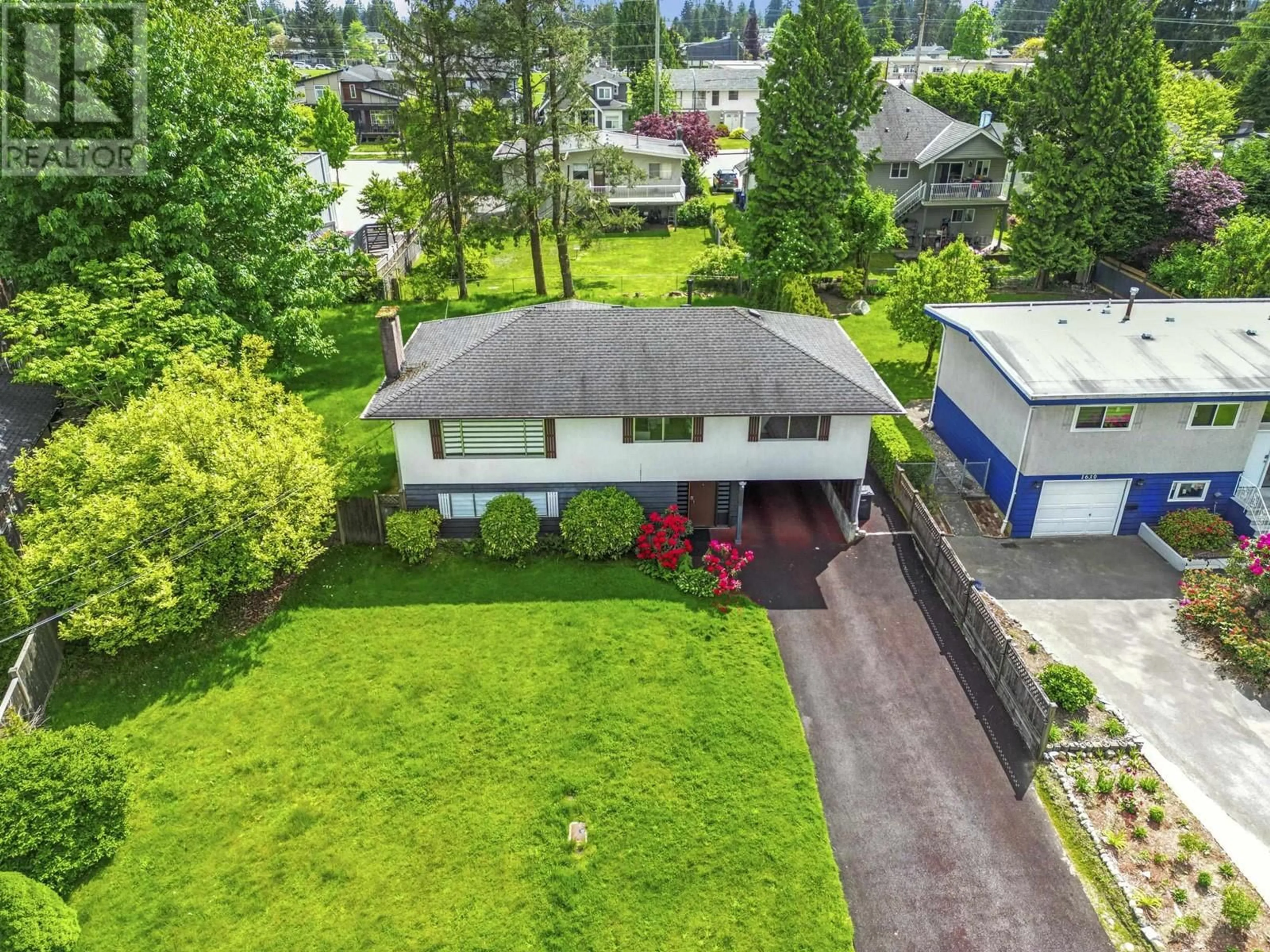 A pic from outside/outdoor area/front of a property/back of a property/a pic from drone, unknown for 1640 SPRAY AVENUE, Coquitlam British Columbia V3J5Y6