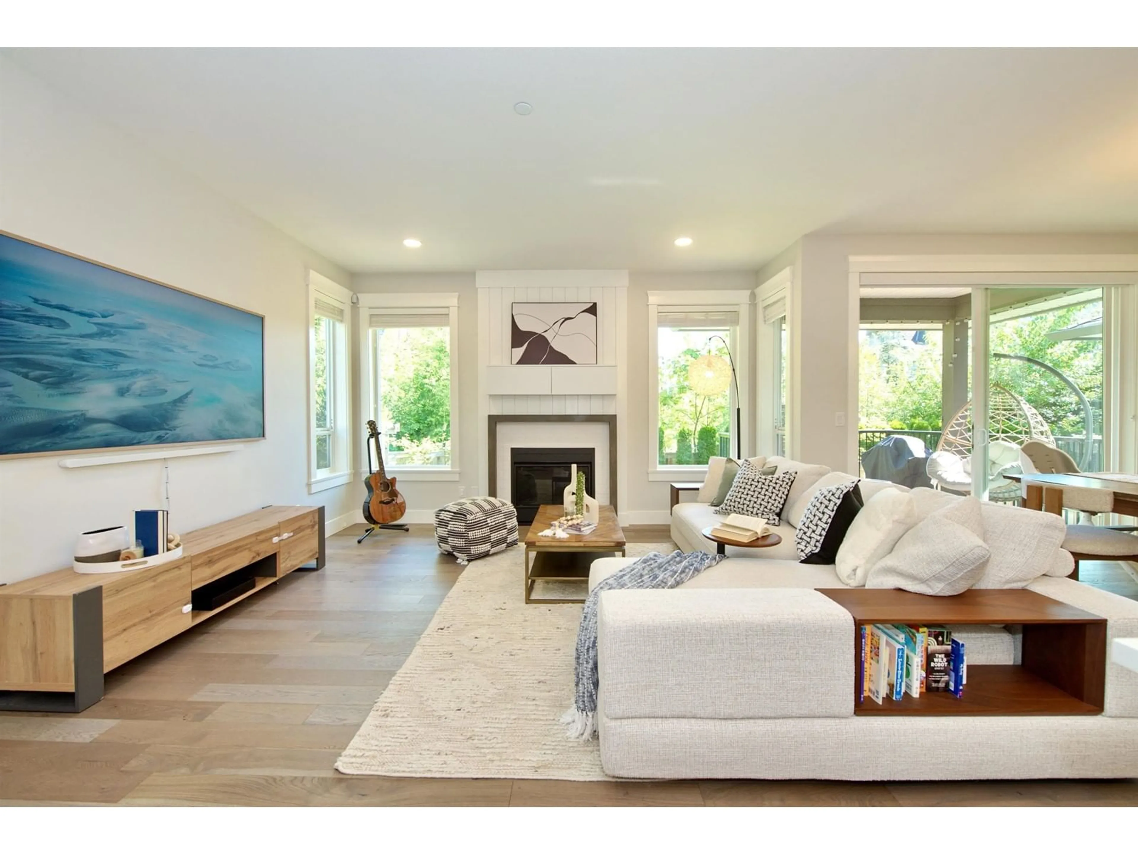 Living room with furniture, unknown for 107 - 8217 204B, Langley British Columbia V2Y0Z8