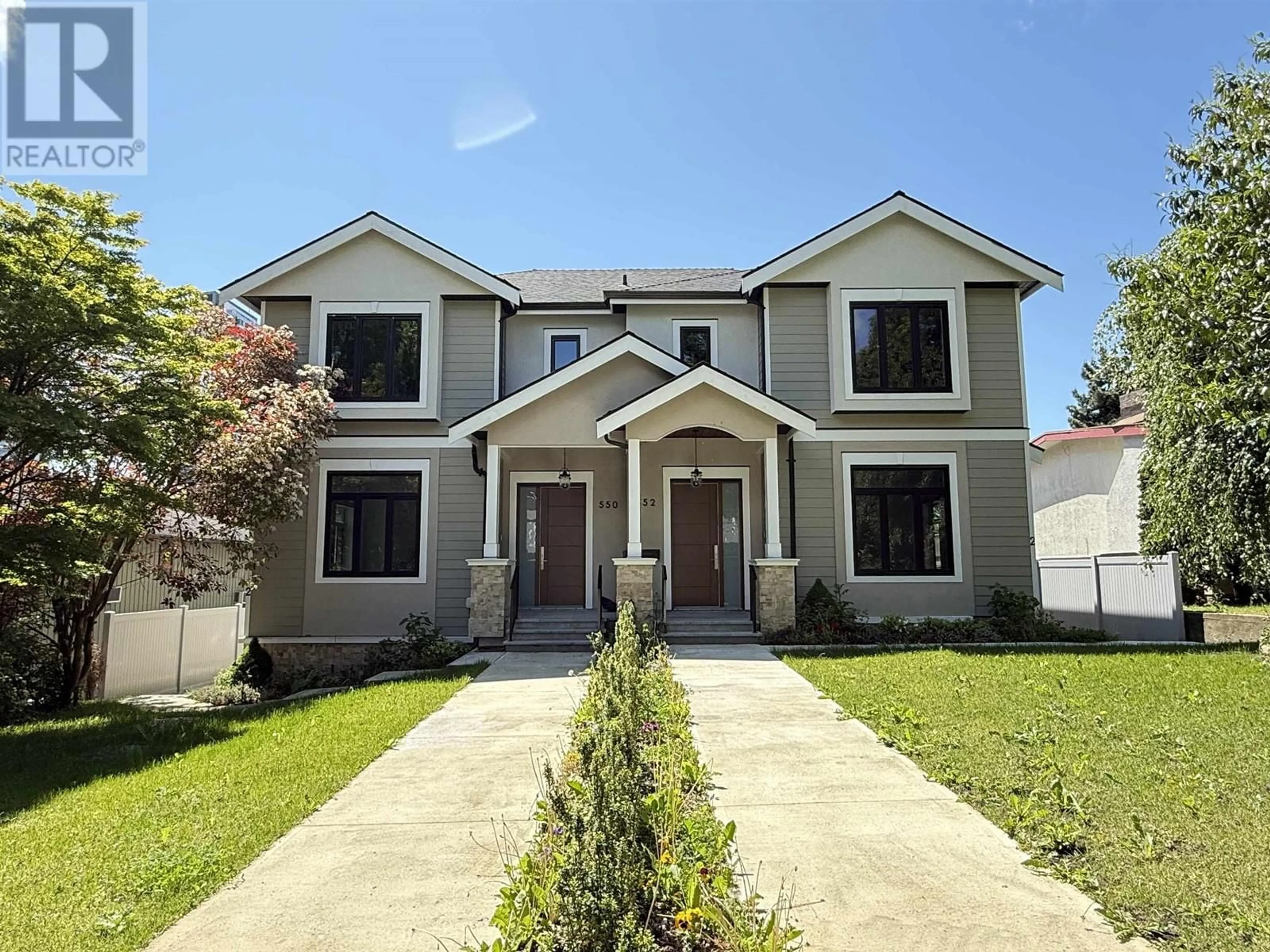 Home with vinyl exterior material, street for 550 64TH AVENUE, Vancouver British Columbia V6P2K9