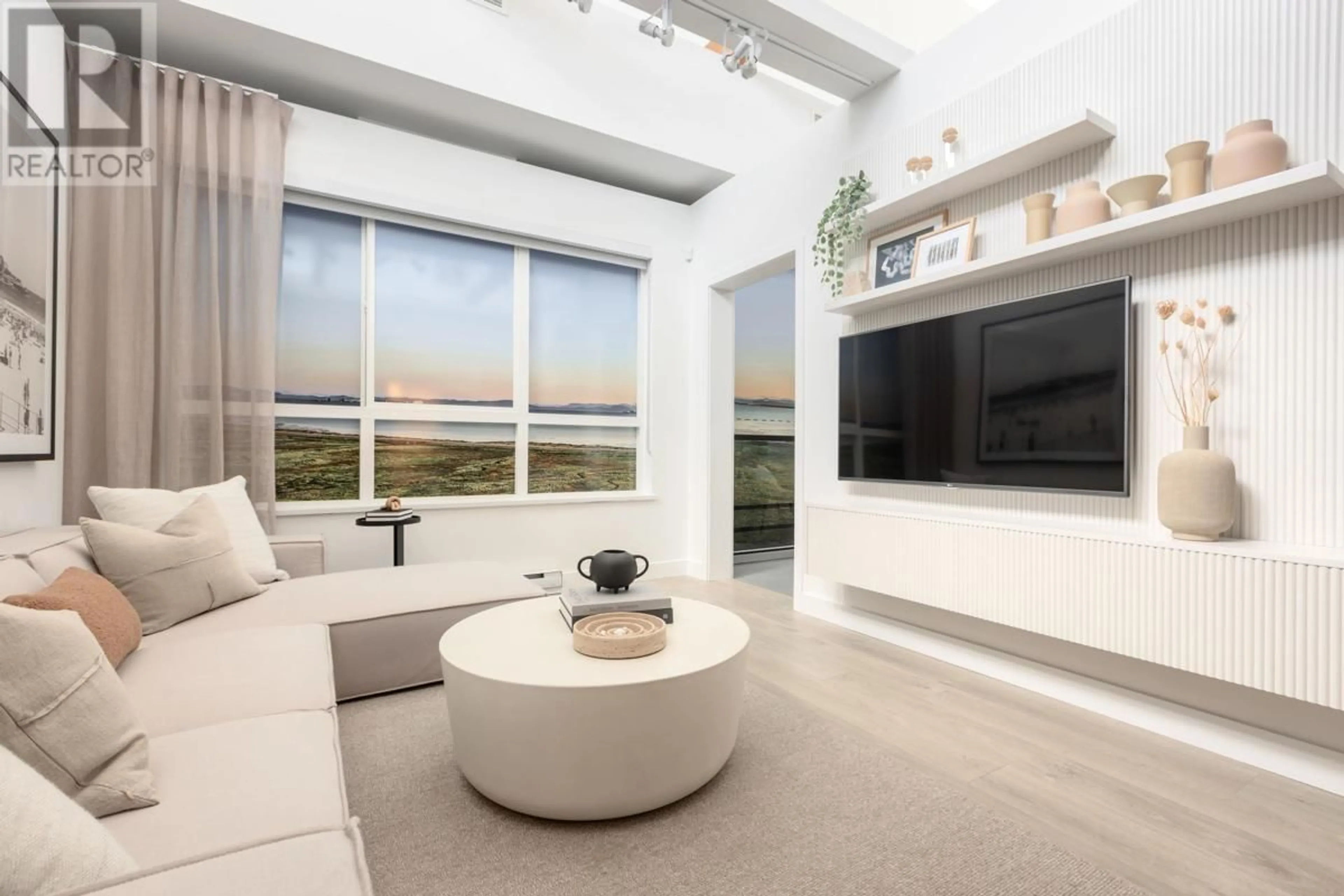 Living room with furniture, unknown for 509 - 2431 RABBIT DRIVE, Tsawwassen British Columbia V4M0G5