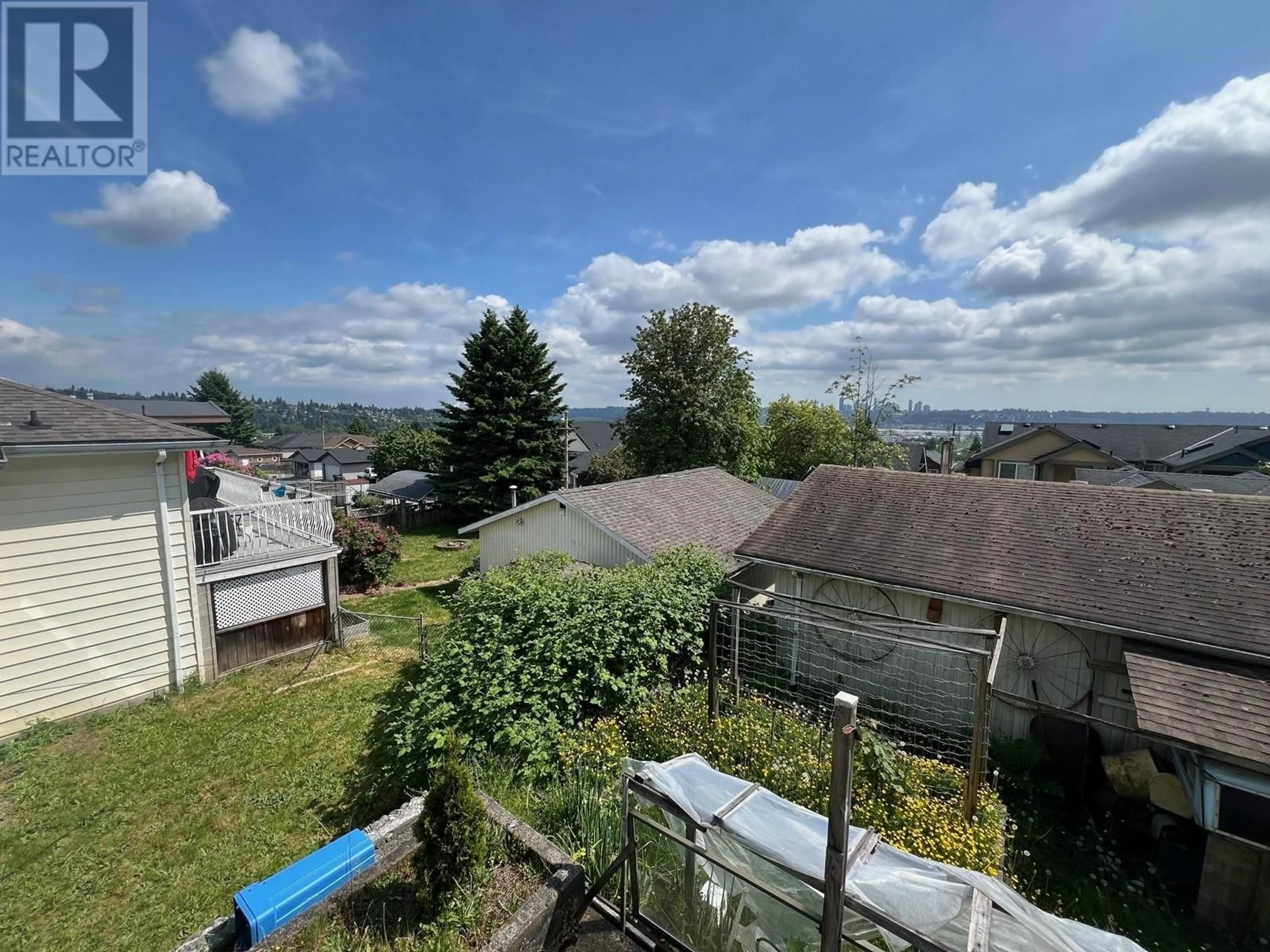 A pic from outside/outdoor area/front of a property/back of a property/a pic from drone, city buildings view from balcony for 1008 THOMAS AVENUE, Coquitlam British Columbia V3K2K3
