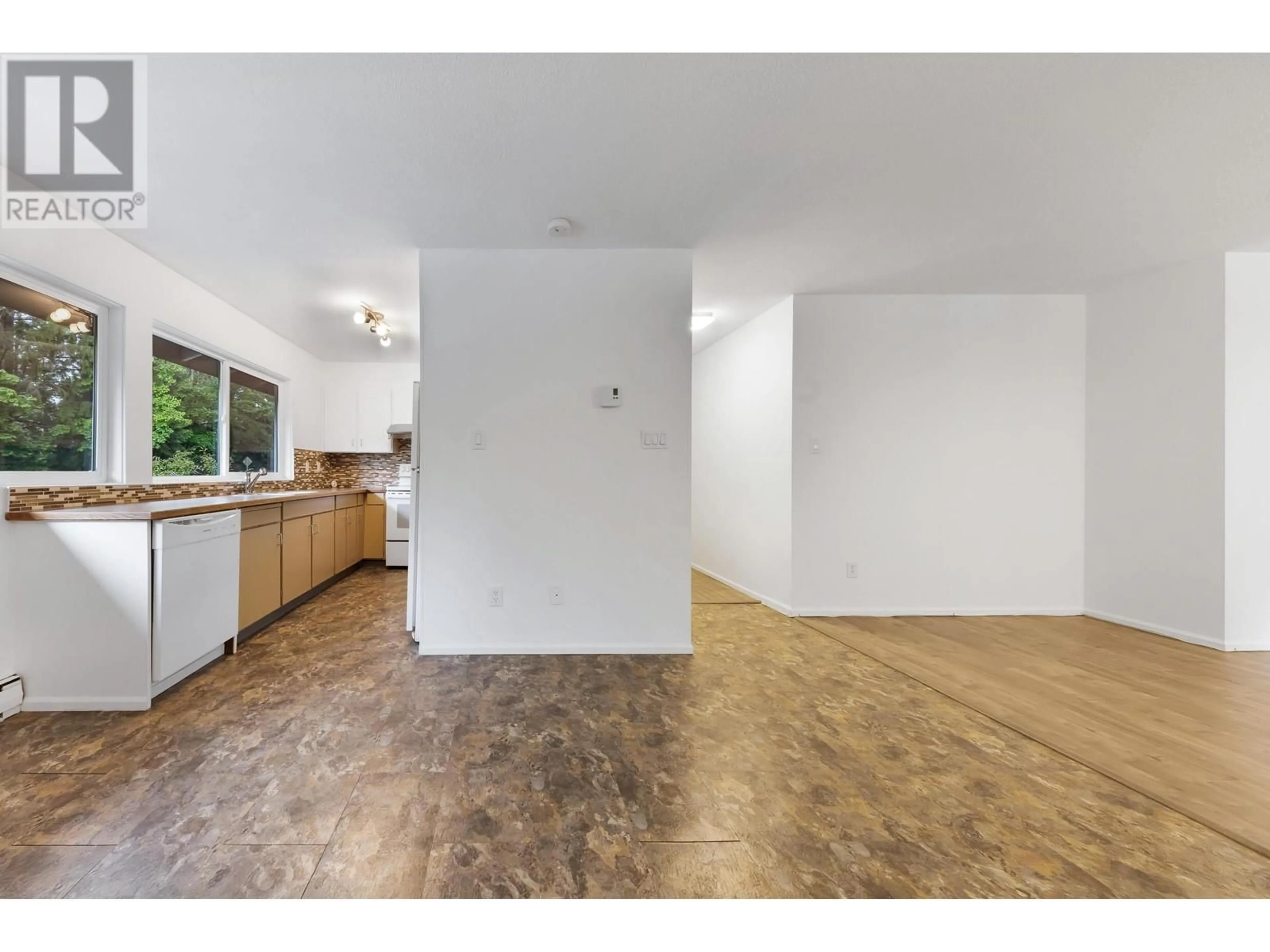 A pic of a room for 1184 CHATEAU PLACE, Port Moody British Columbia V3H1N6