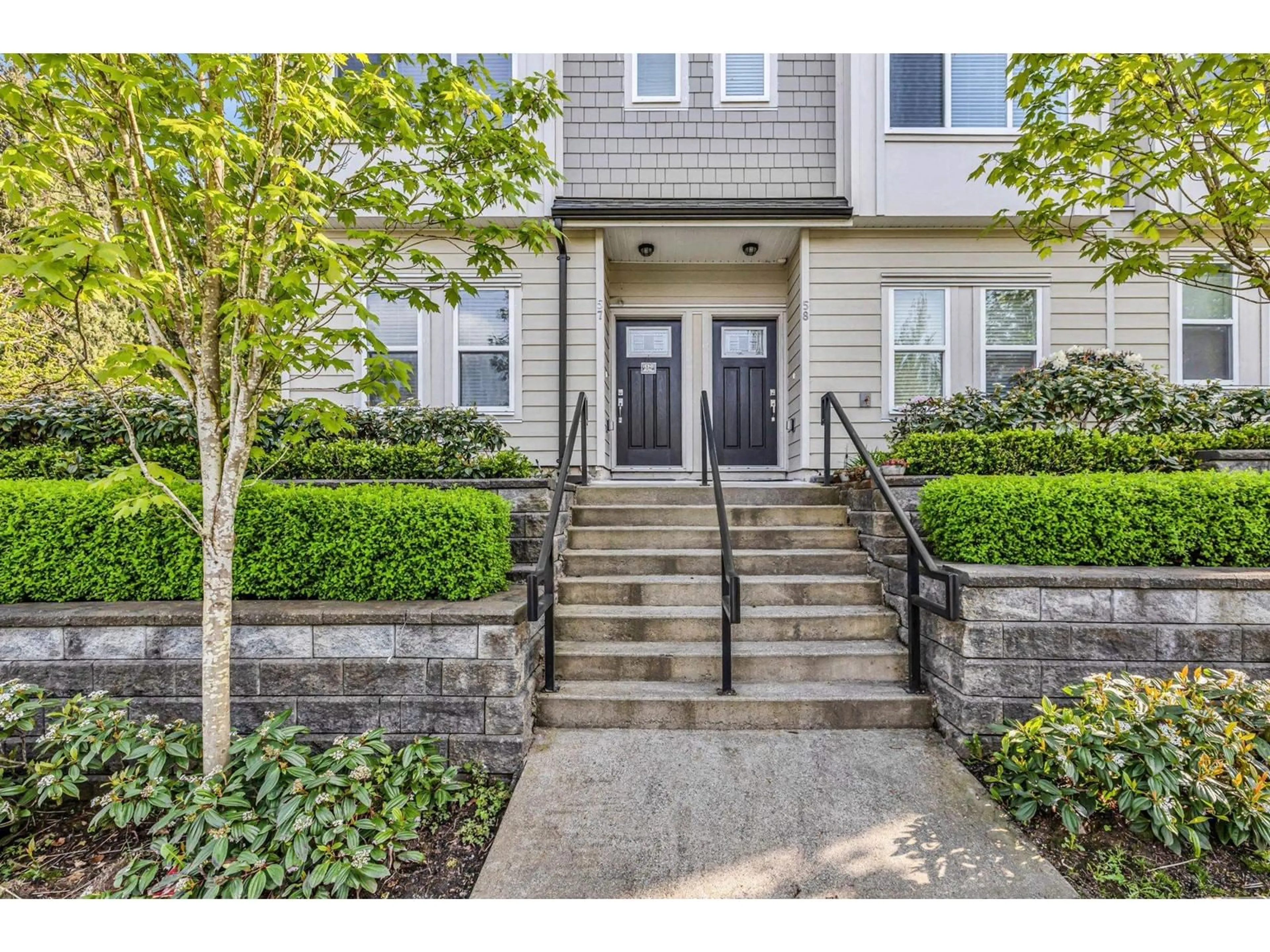 Indoor entryway for 57 - 13670 62, Surrey British Columbia V3X0H8