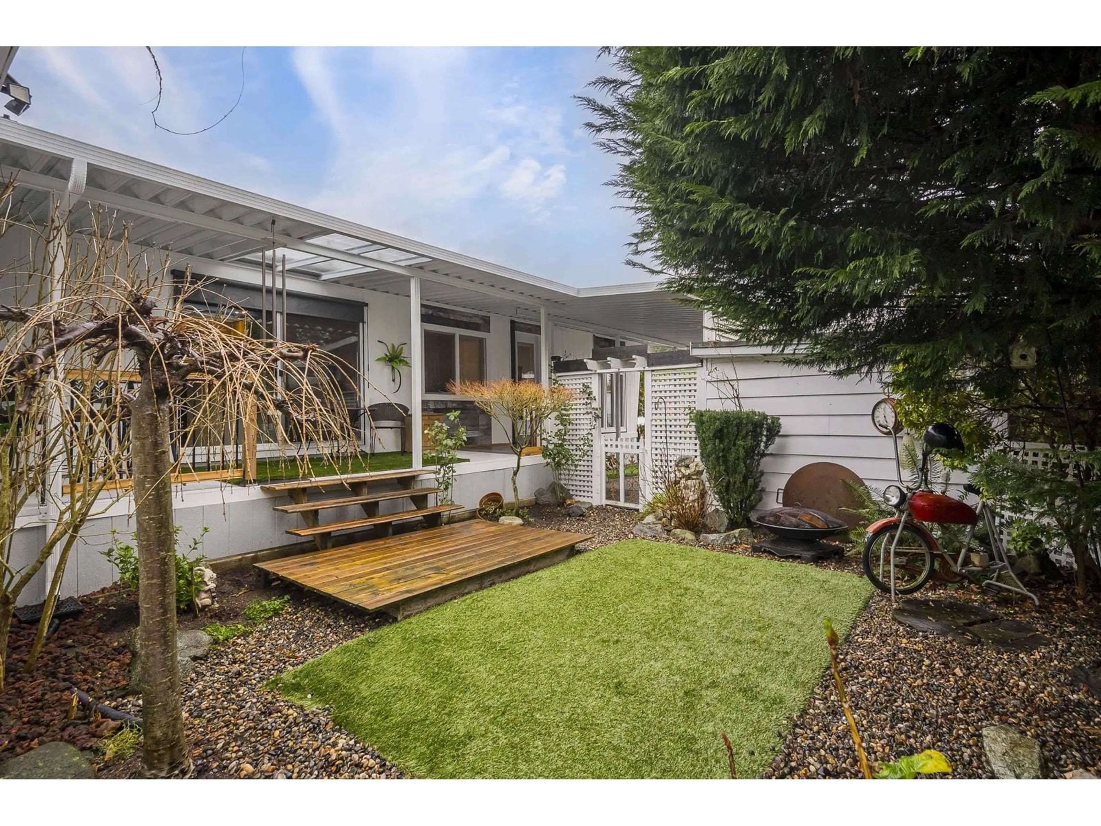 Patio, street for 48 - 3031 200, Langley British Columbia V2Z1N5
