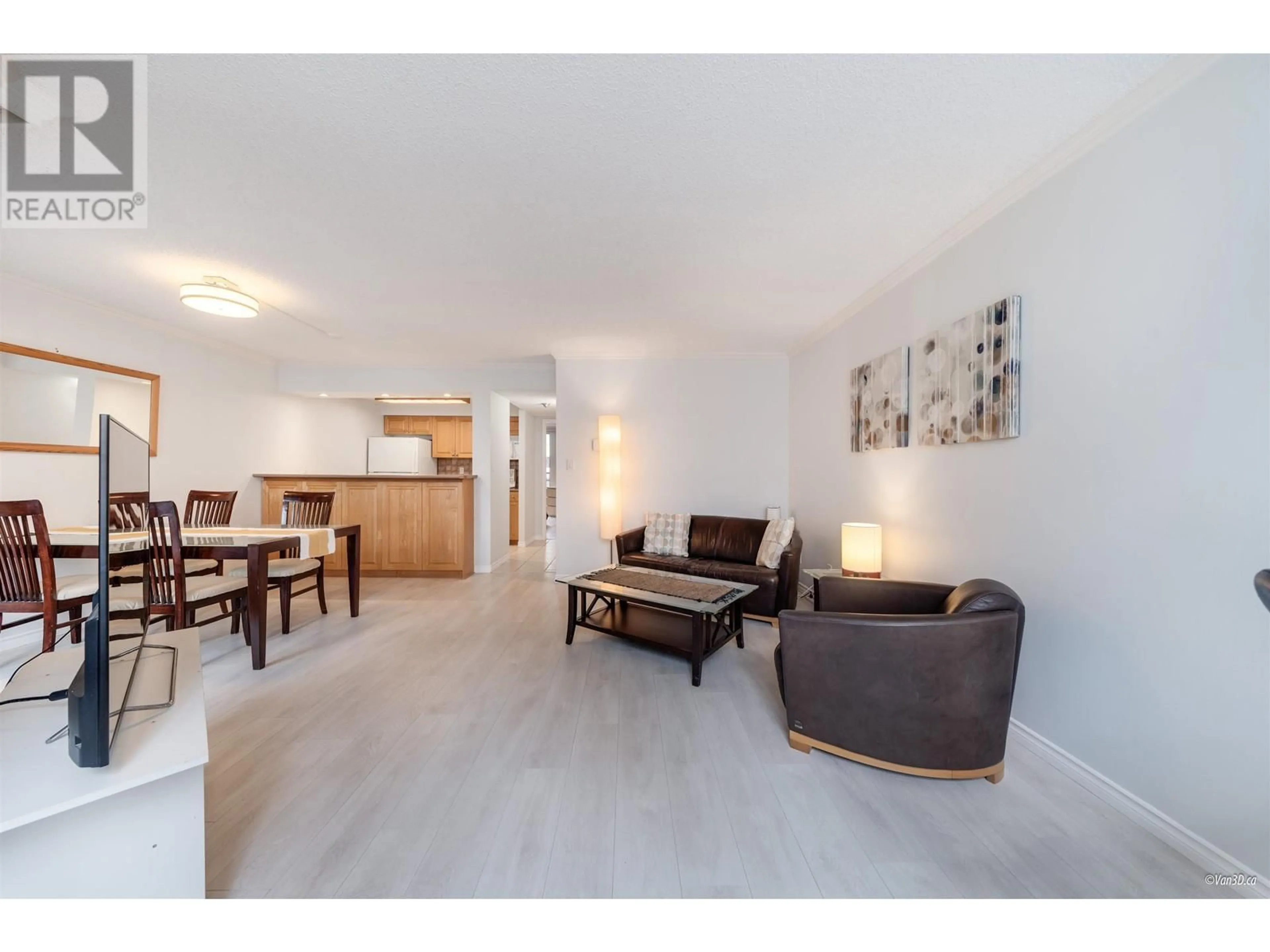 Living room with furniture, unknown for 302 - 1270 ROBSON STREET, Vancouver British Columbia V6E3Z6
