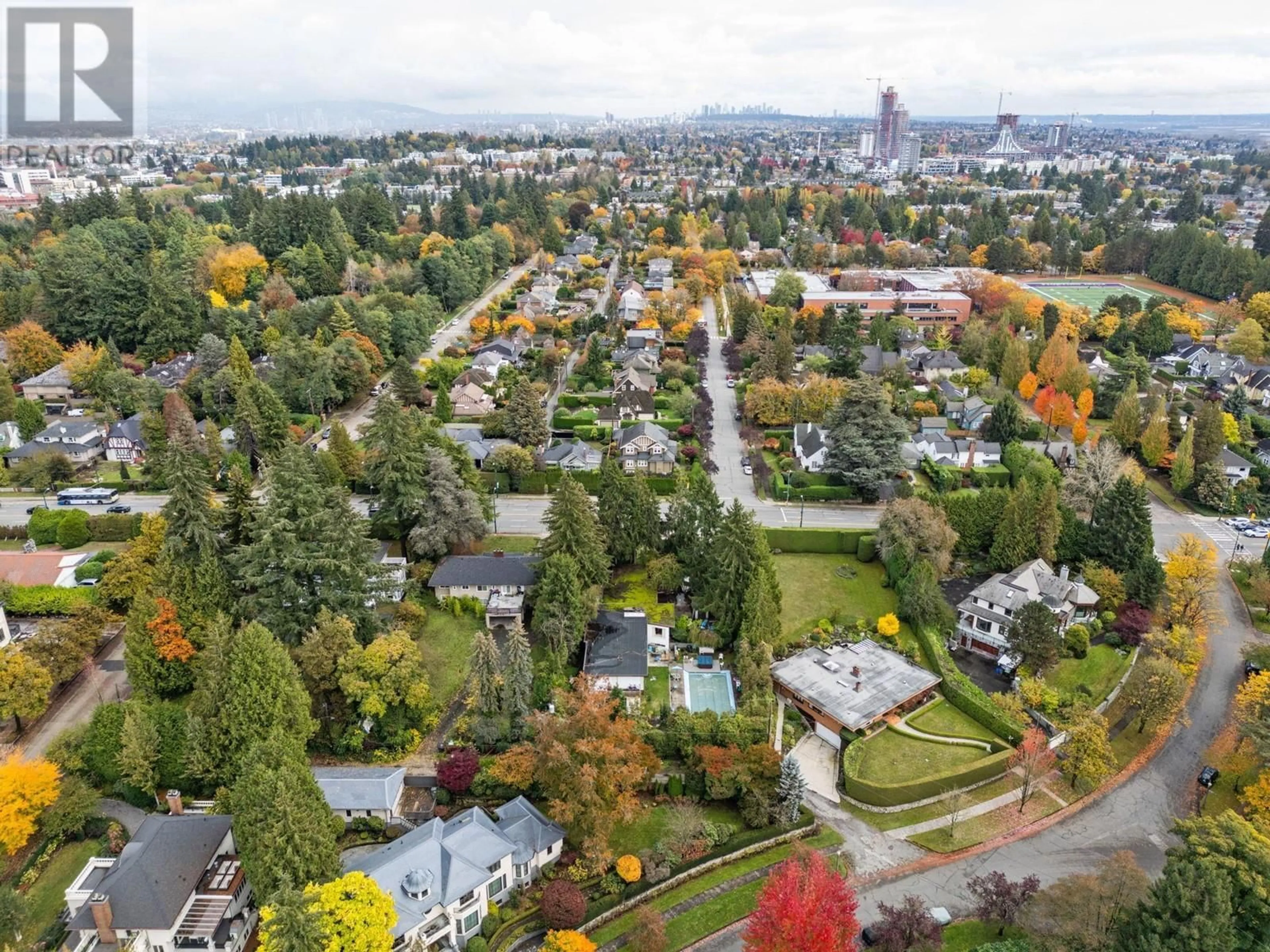 A pic from outside/outdoor area/front of a property/back of a property/a pic from drone, mountain view for 5383 GRANVILLE STREET, Vancouver British Columbia V6M3C2