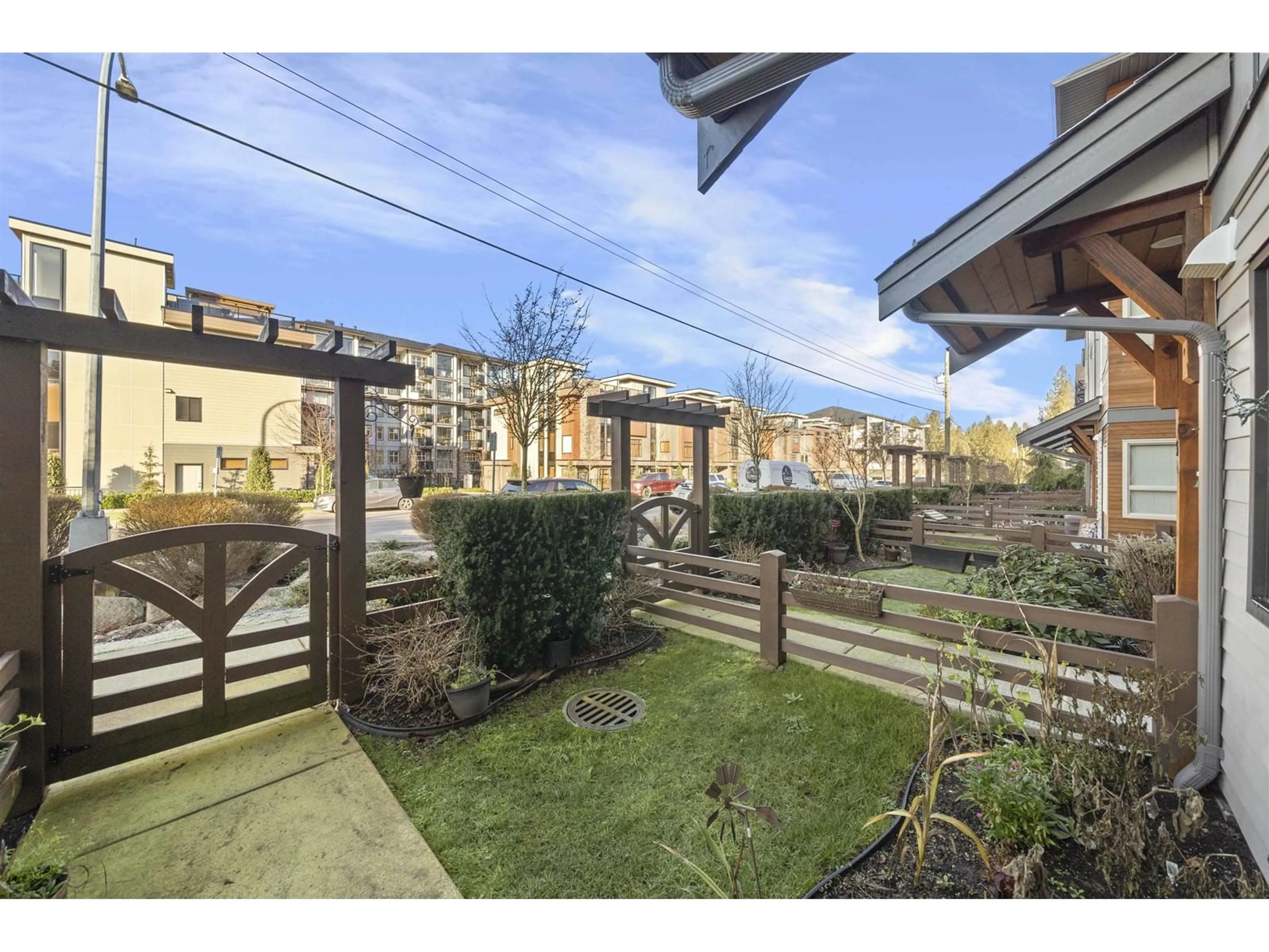 Patio, street for 4 - 8508 204, Langley British Columbia V2Y0V8