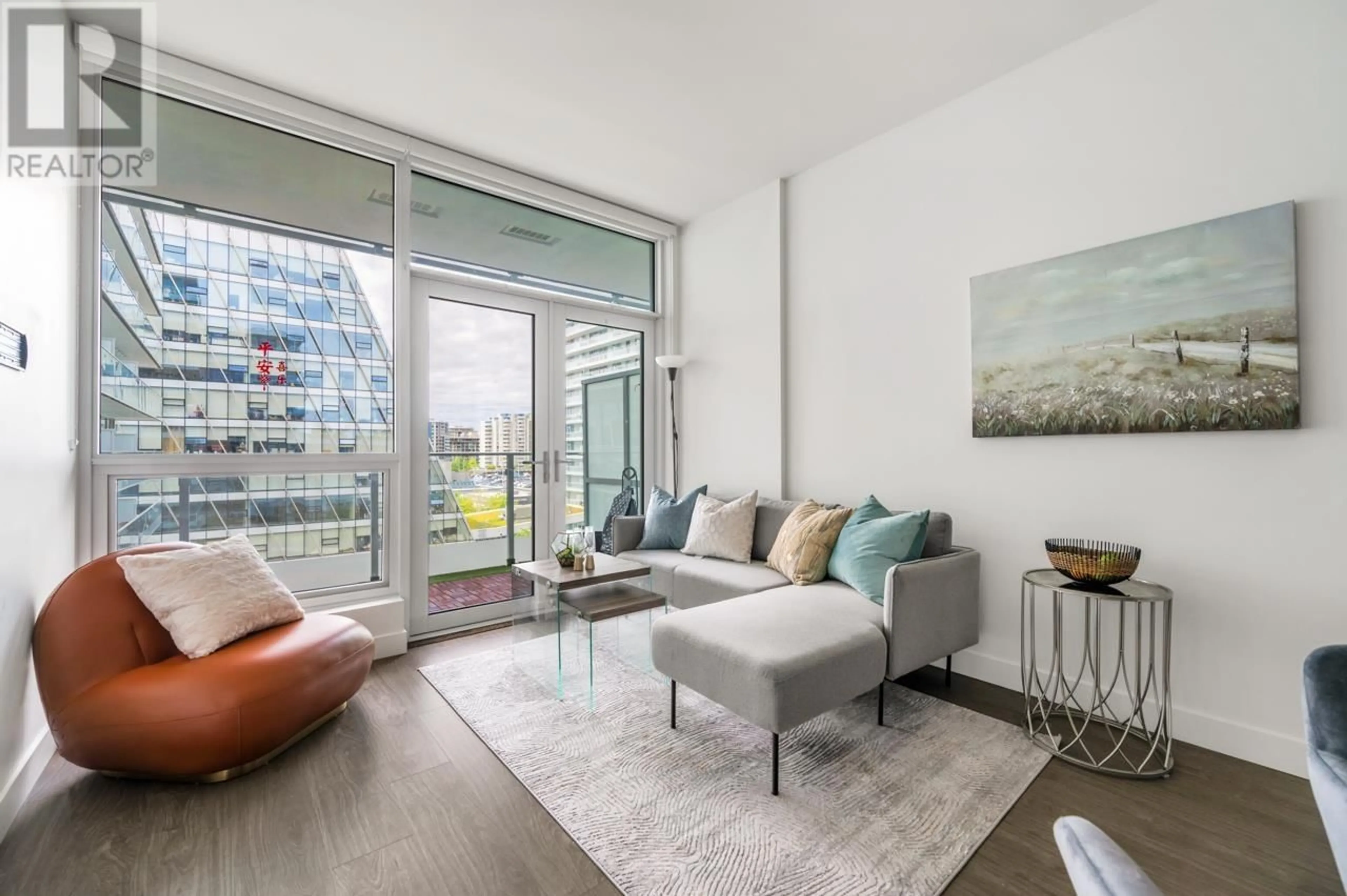 Living room with furniture, unknown for 846 - 8133 COOK ROAD, Richmond British Columbia V6Y0L7