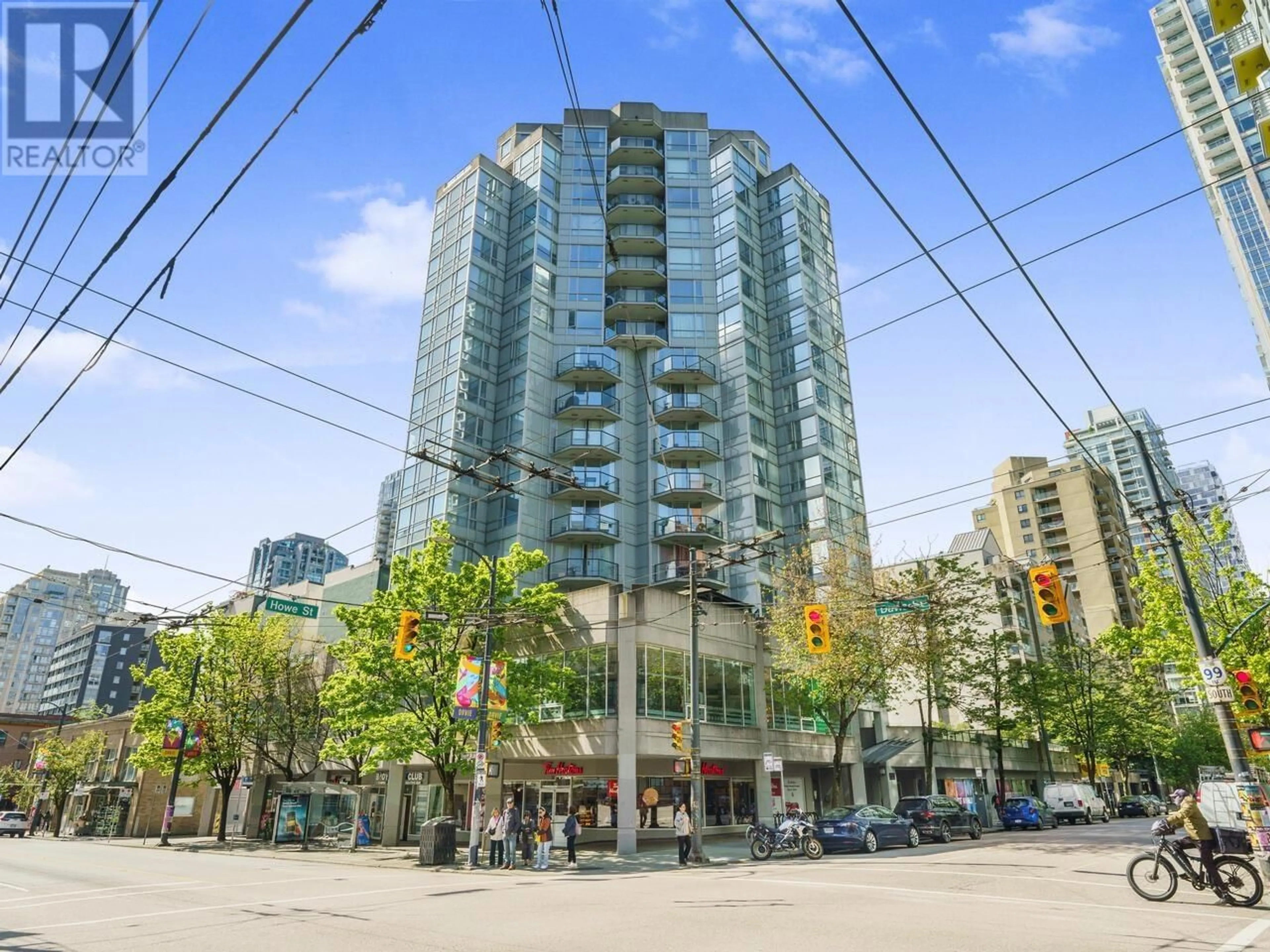 Patio, street for 1605 - 1212 HOWE STREET, Vancouver British Columbia V6Z2M9