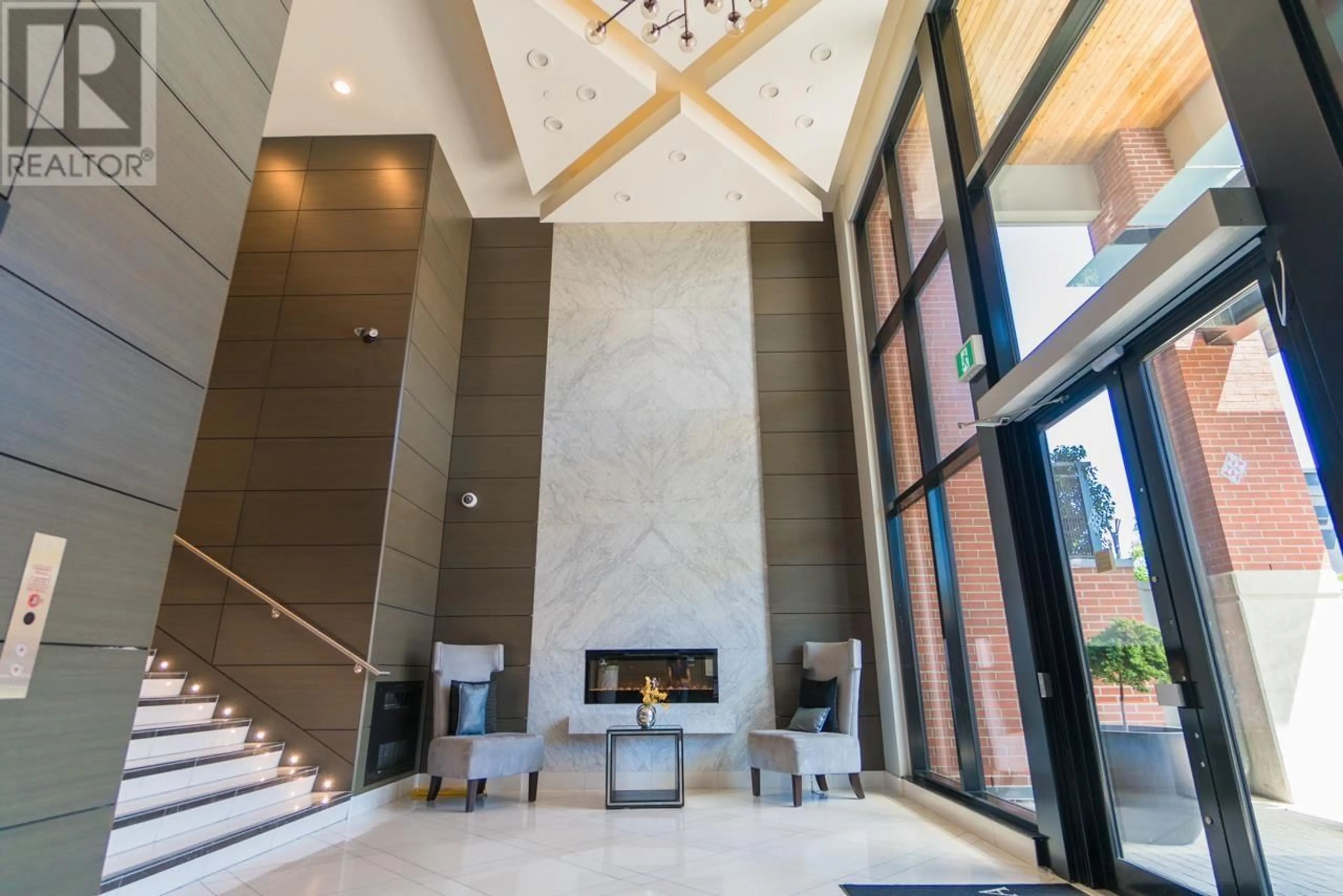 Indoor foyer for 401 - 9551 ALEXANDRA ROAD, Richmond British Columbia V6X0S6