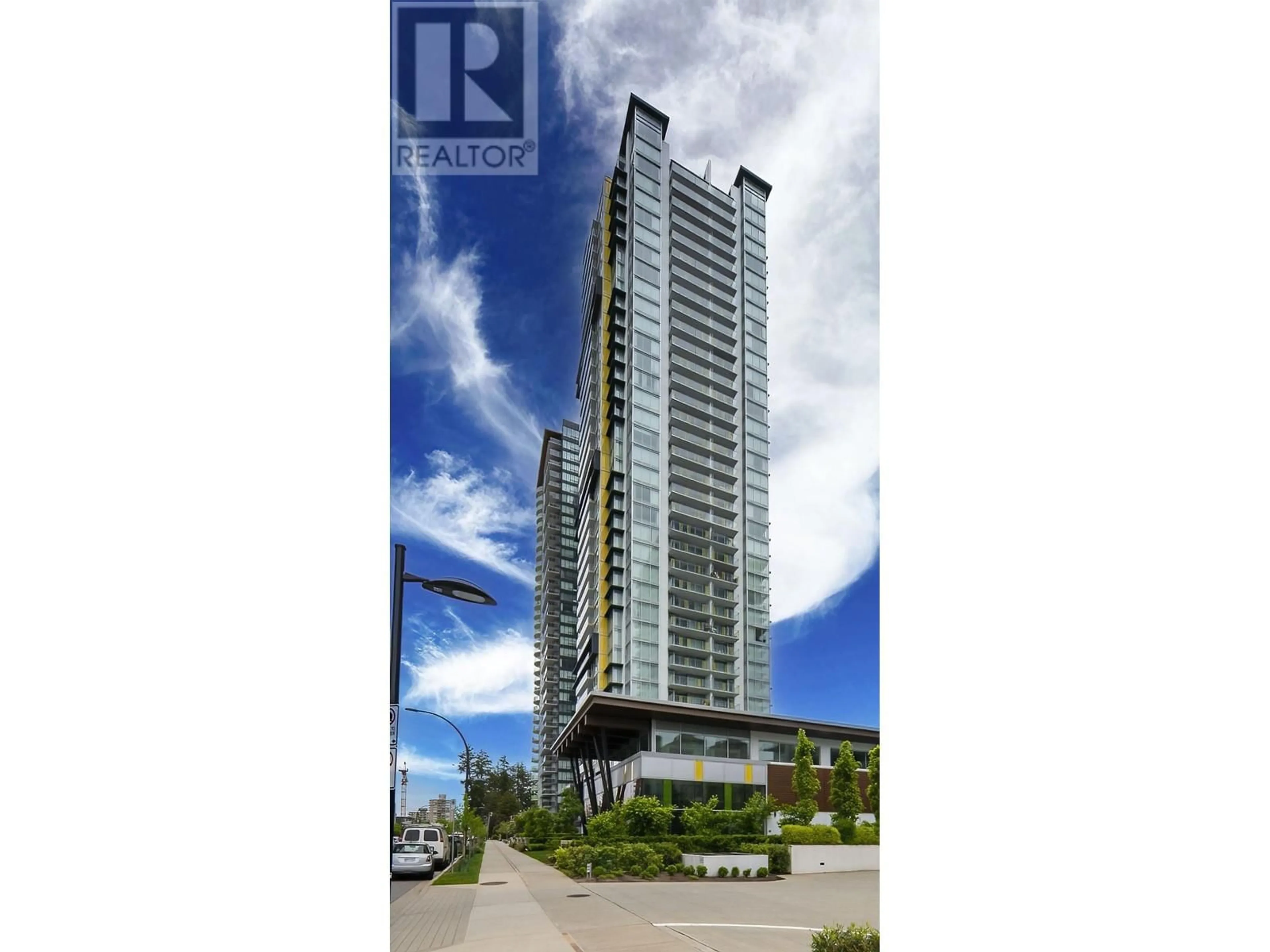 Indoor foyer for 1906 - 6700 DUNBLANE AVENUE, Burnaby British Columbia V5H0J3