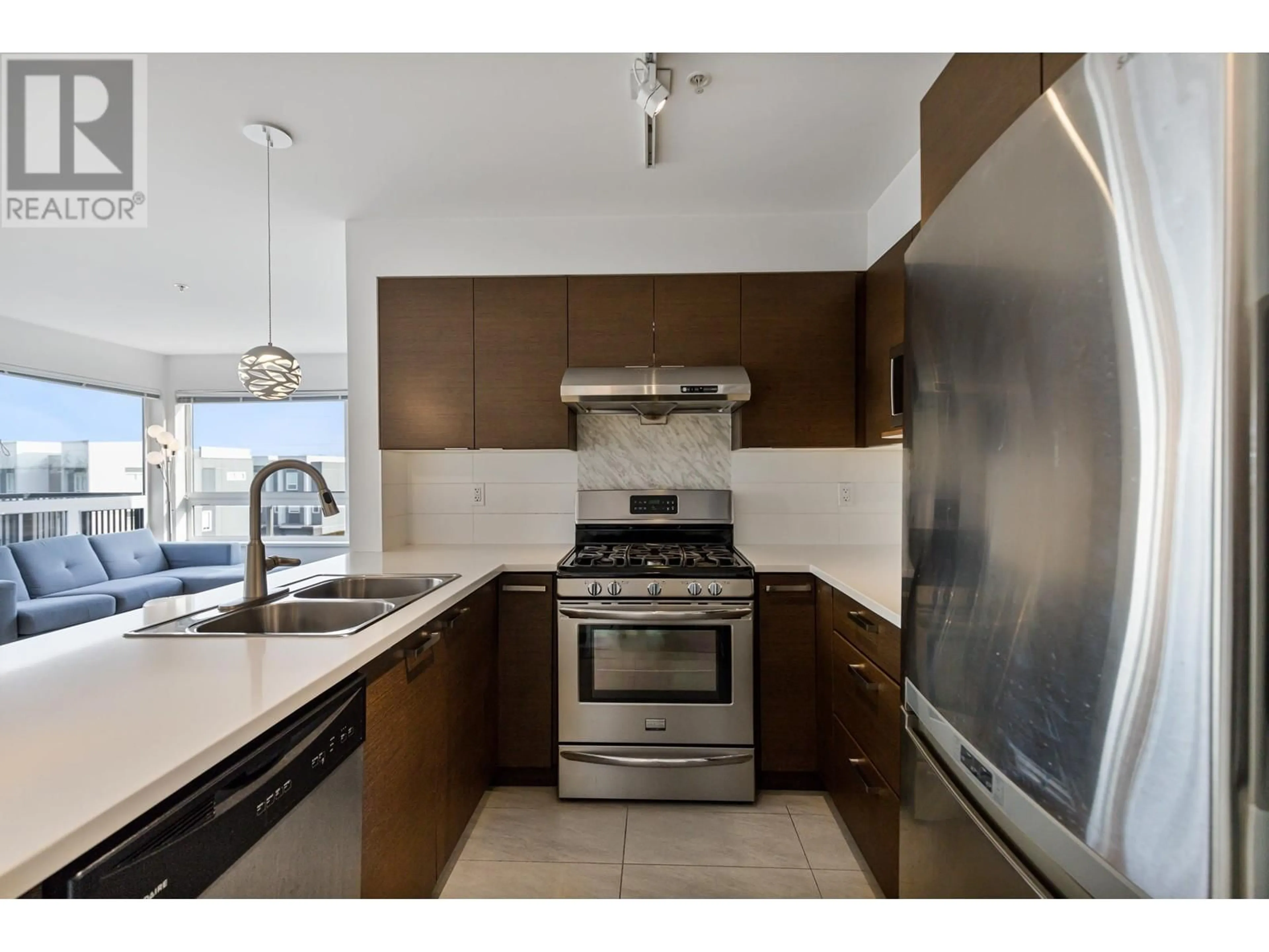 Standard kitchen, ceramic/tile floor for 203 - 12339 STEVESTON HIGHWAY, Richmond British Columbia V6W0B4