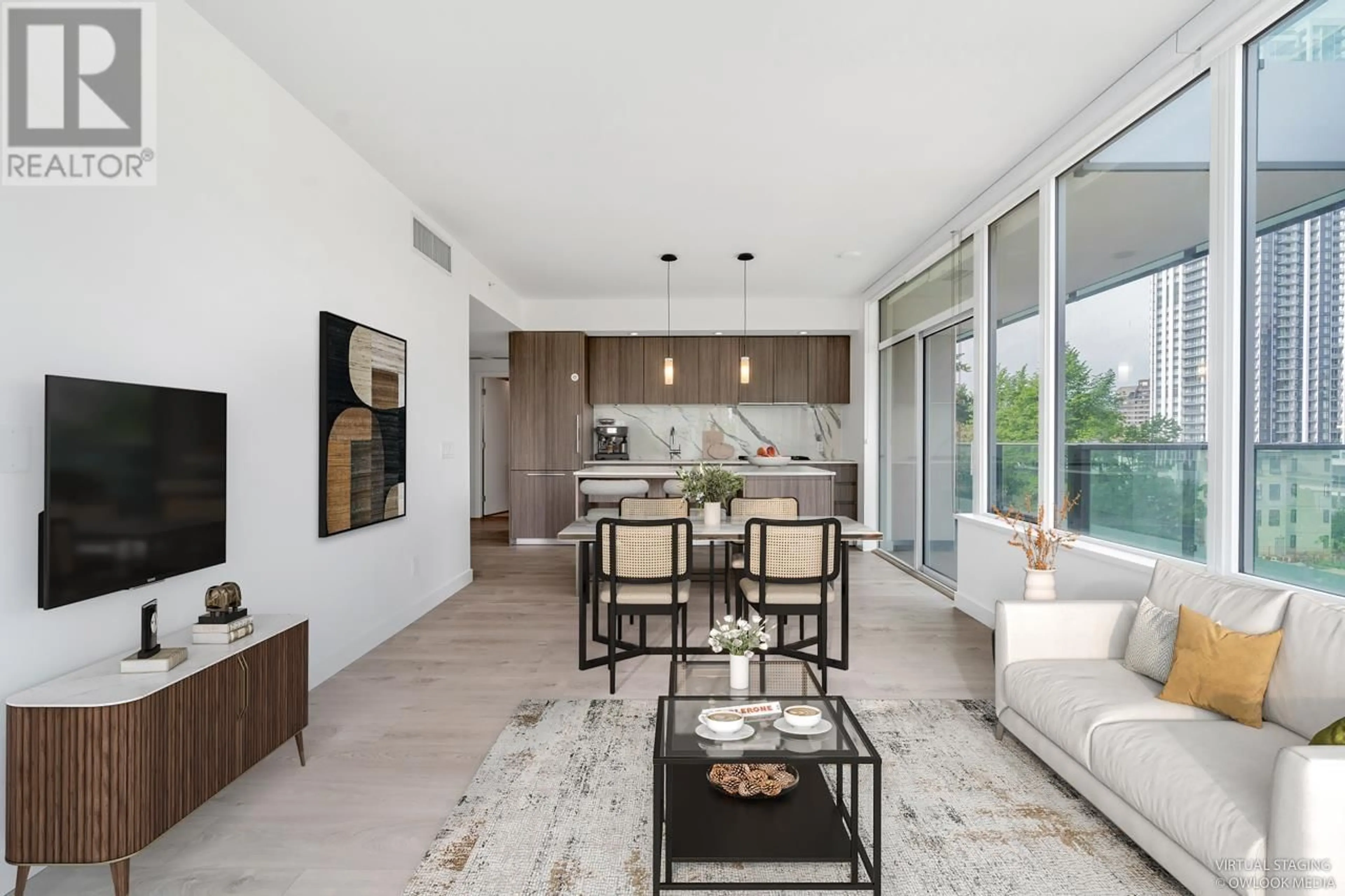 Living room with furniture, ceramic/tile floor for 509 - 6463 SILVER AVENUE, Burnaby British Columbia V5H0K4