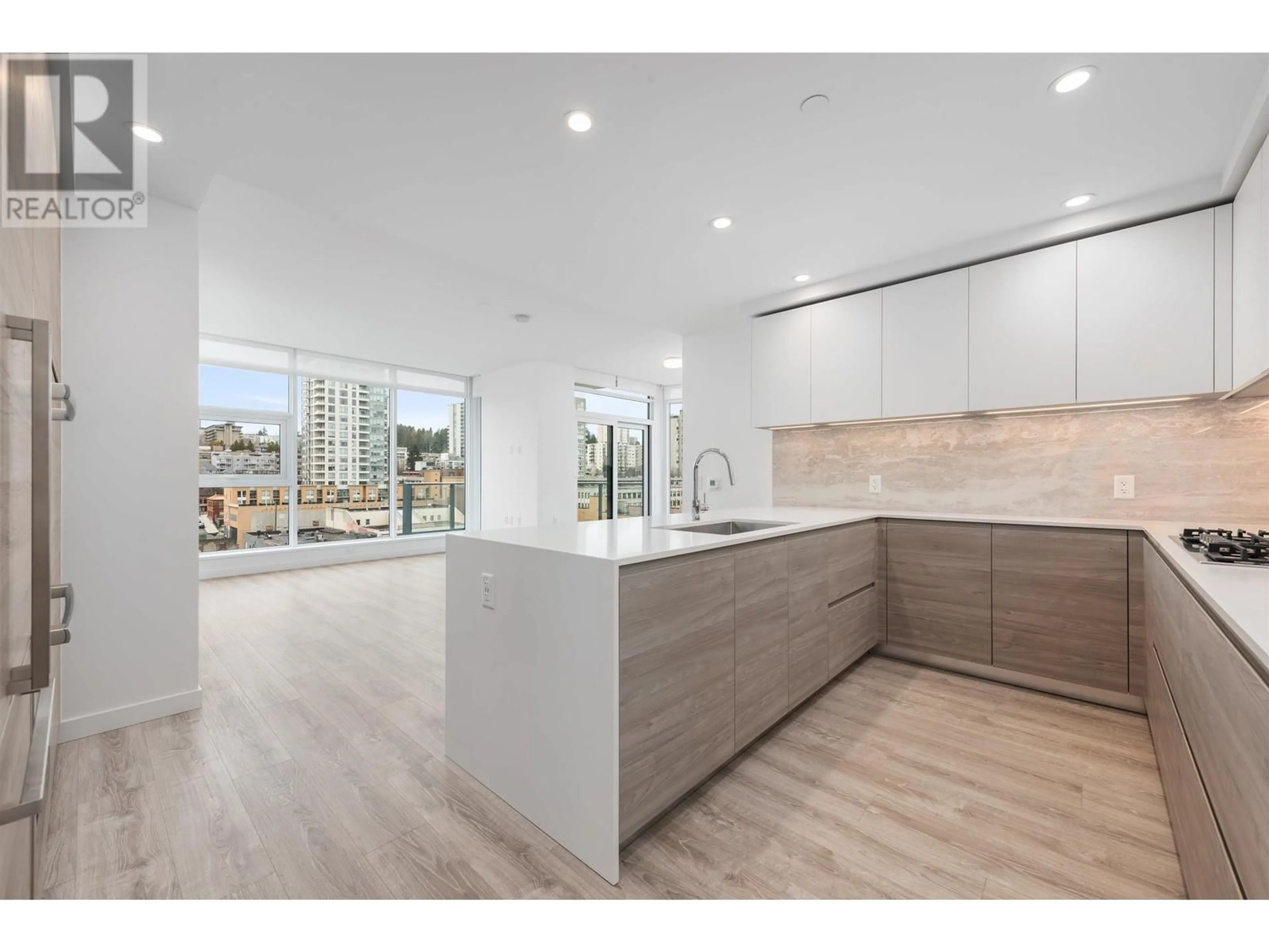 Open concept kitchen, unknown for 903 - 660 QUAYSIDE DRIVE, New Westminster British Columbia V3M0P2
