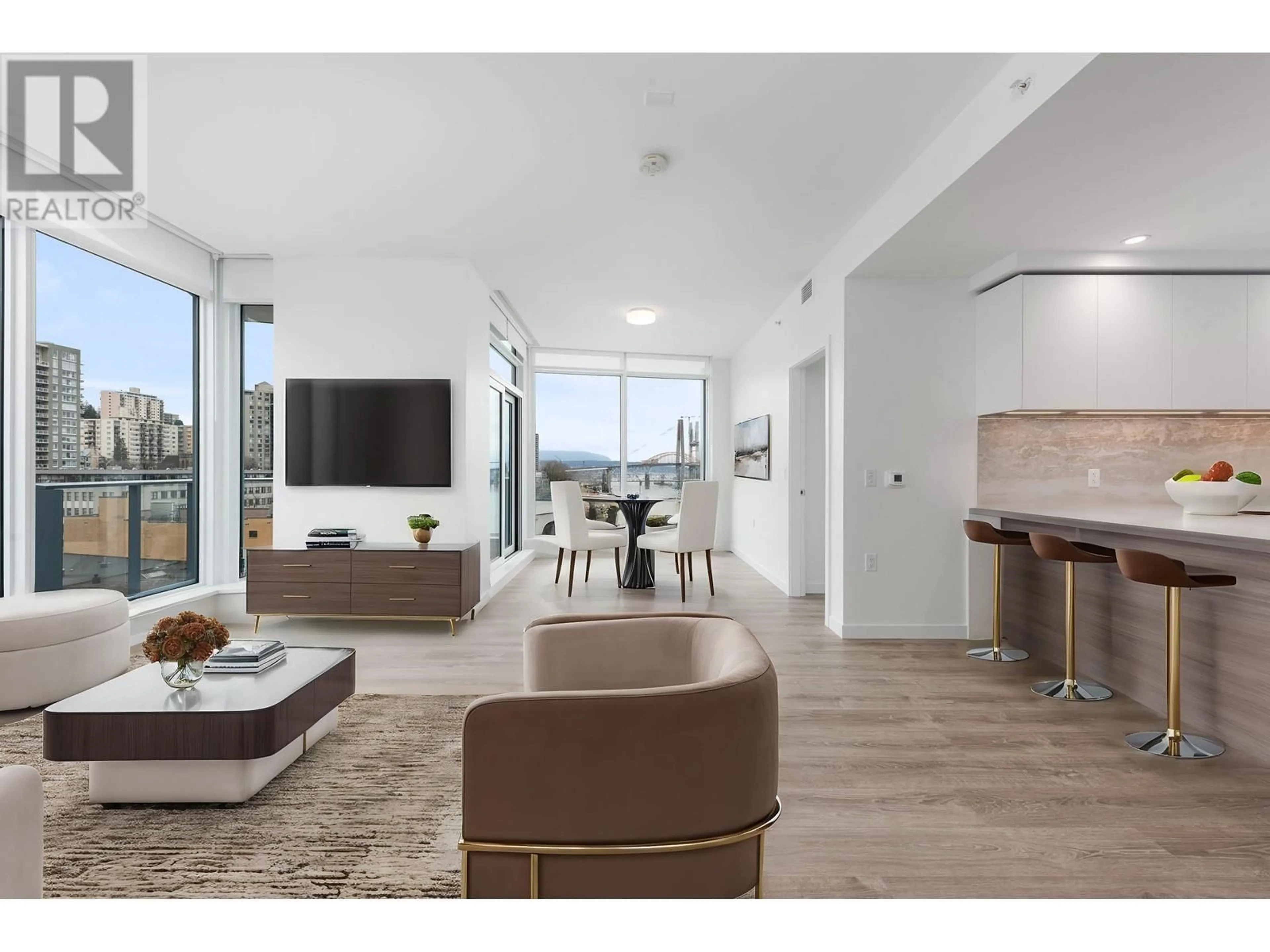 Living room with furniture, unknown for 903 - 660 QUAYSIDE DRIVE, New Westminster British Columbia V3M0P2