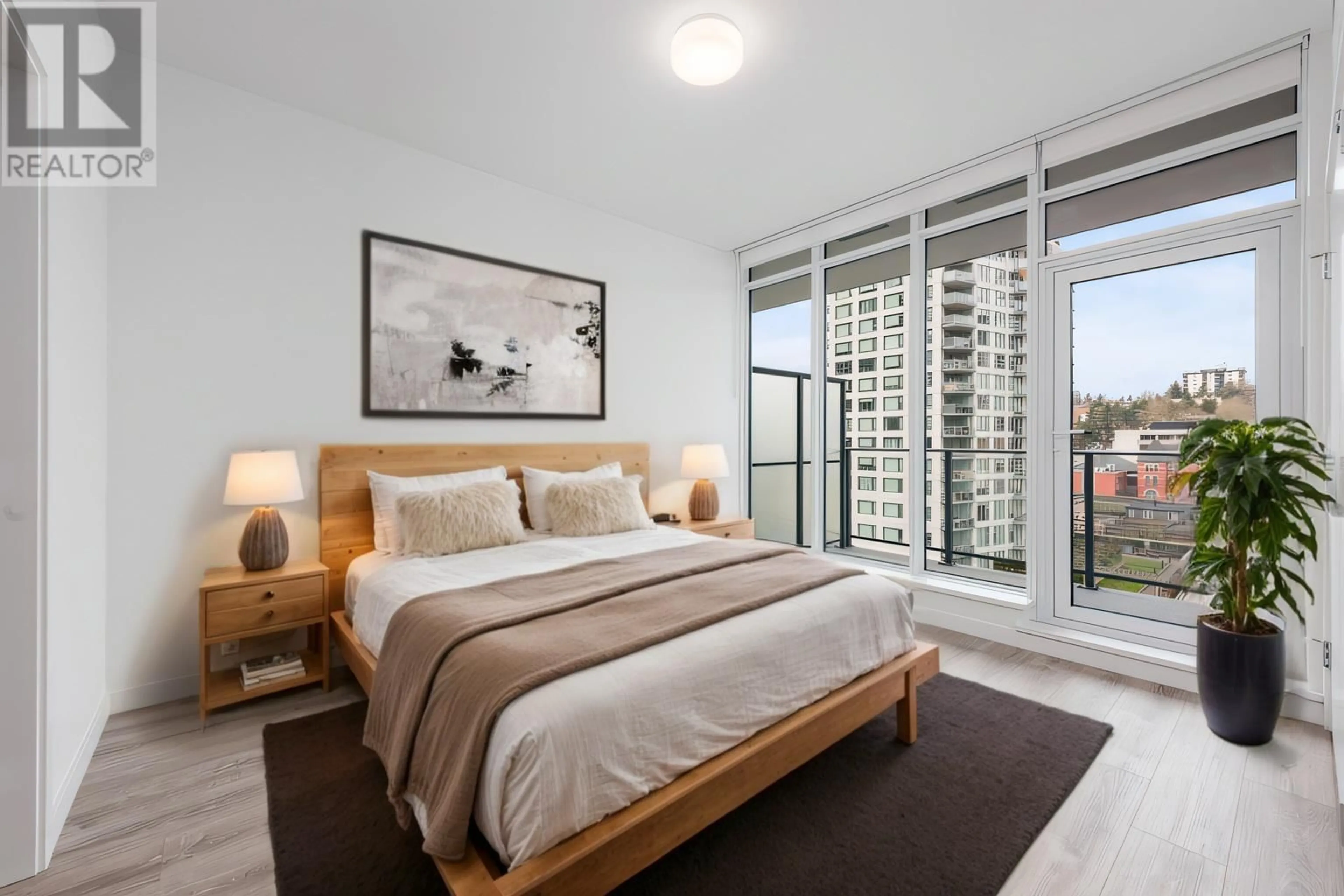 Bedroom with bed, carpet floor for 903 - 660 QUAYSIDE DRIVE, New Westminster British Columbia V3M0P2