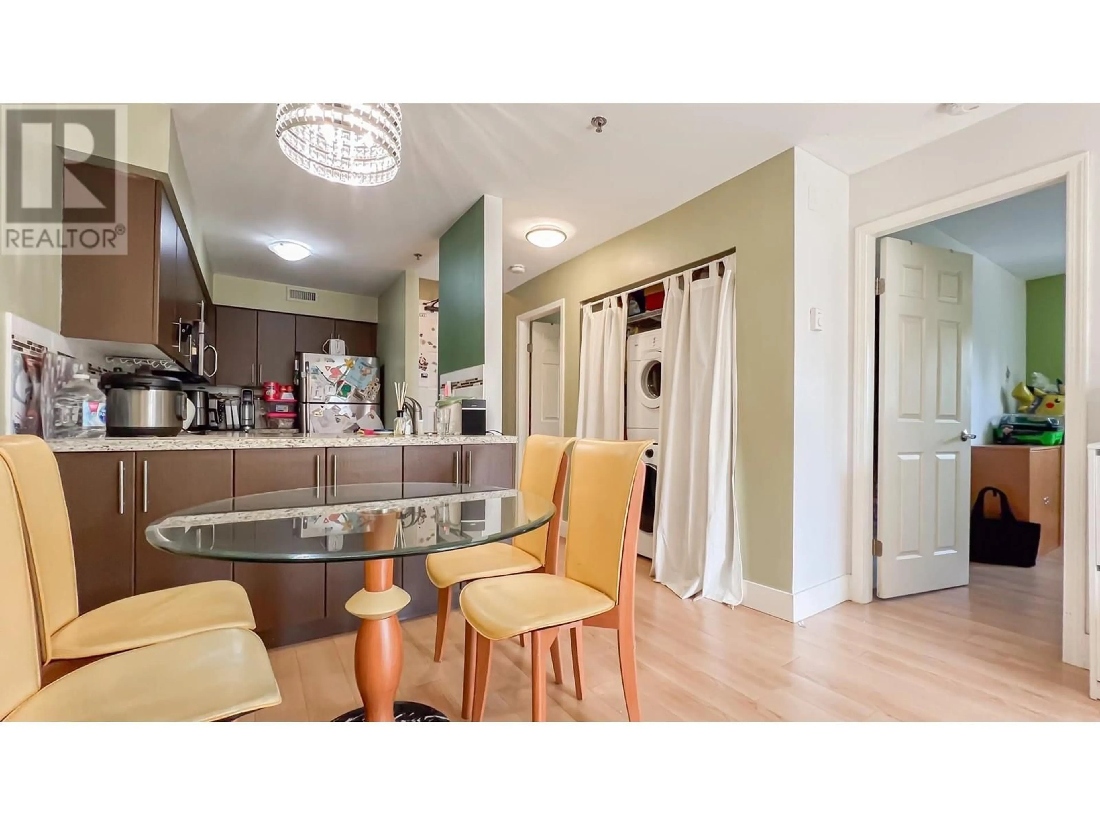 Open concept kitchen, unknown for 308 - 1516 1ST AVENUE, Vancouver British Columbia V5N1A5