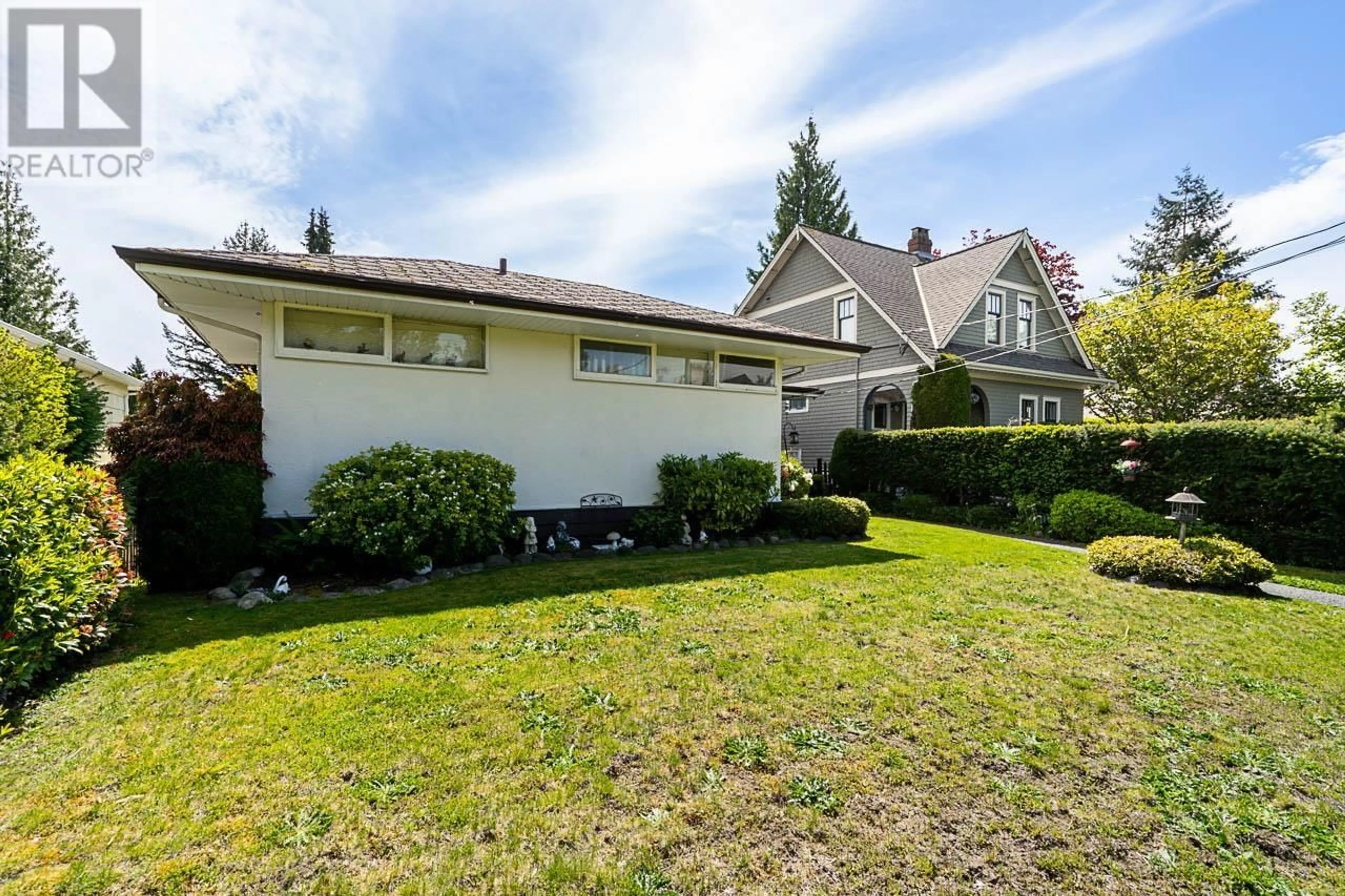 Home with vinyl exterior material, street for 781 9TH STREET, North Vancouver British Columbia V7L2C1