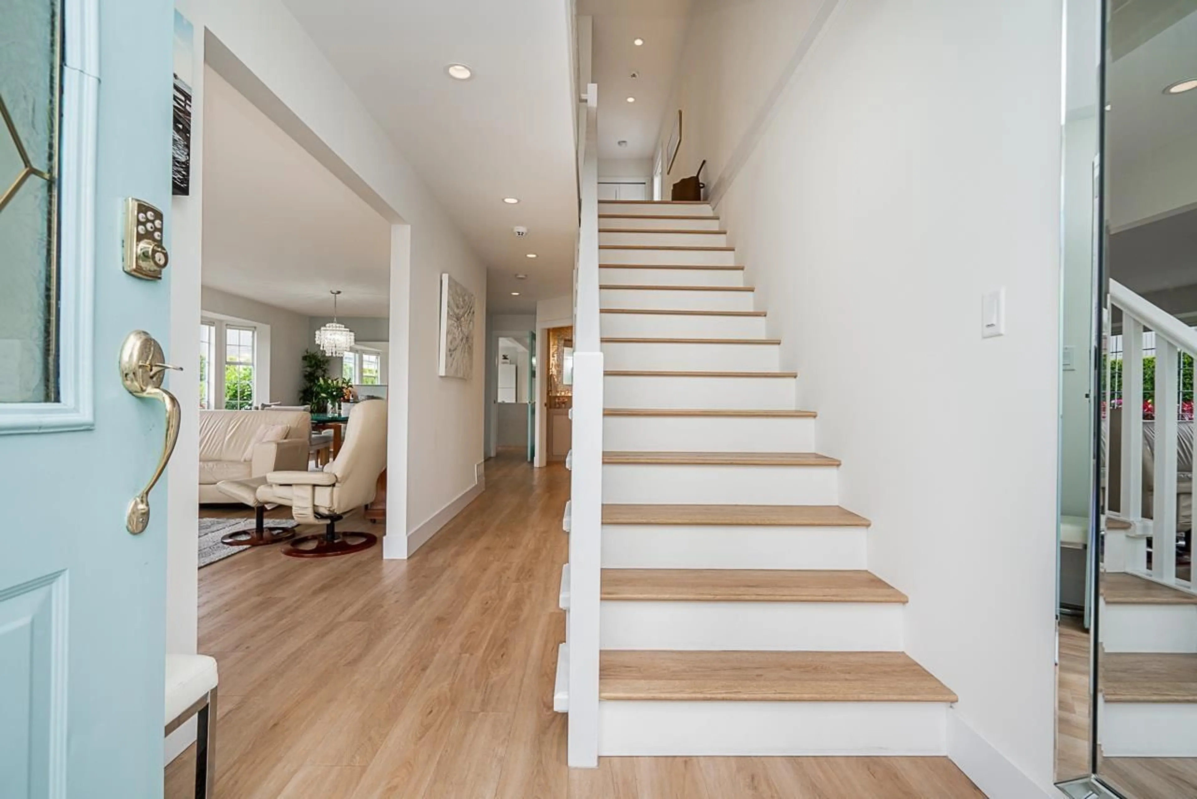 Unknown for 15549 VICTORIA, White Rock British Columbia V4B1H8