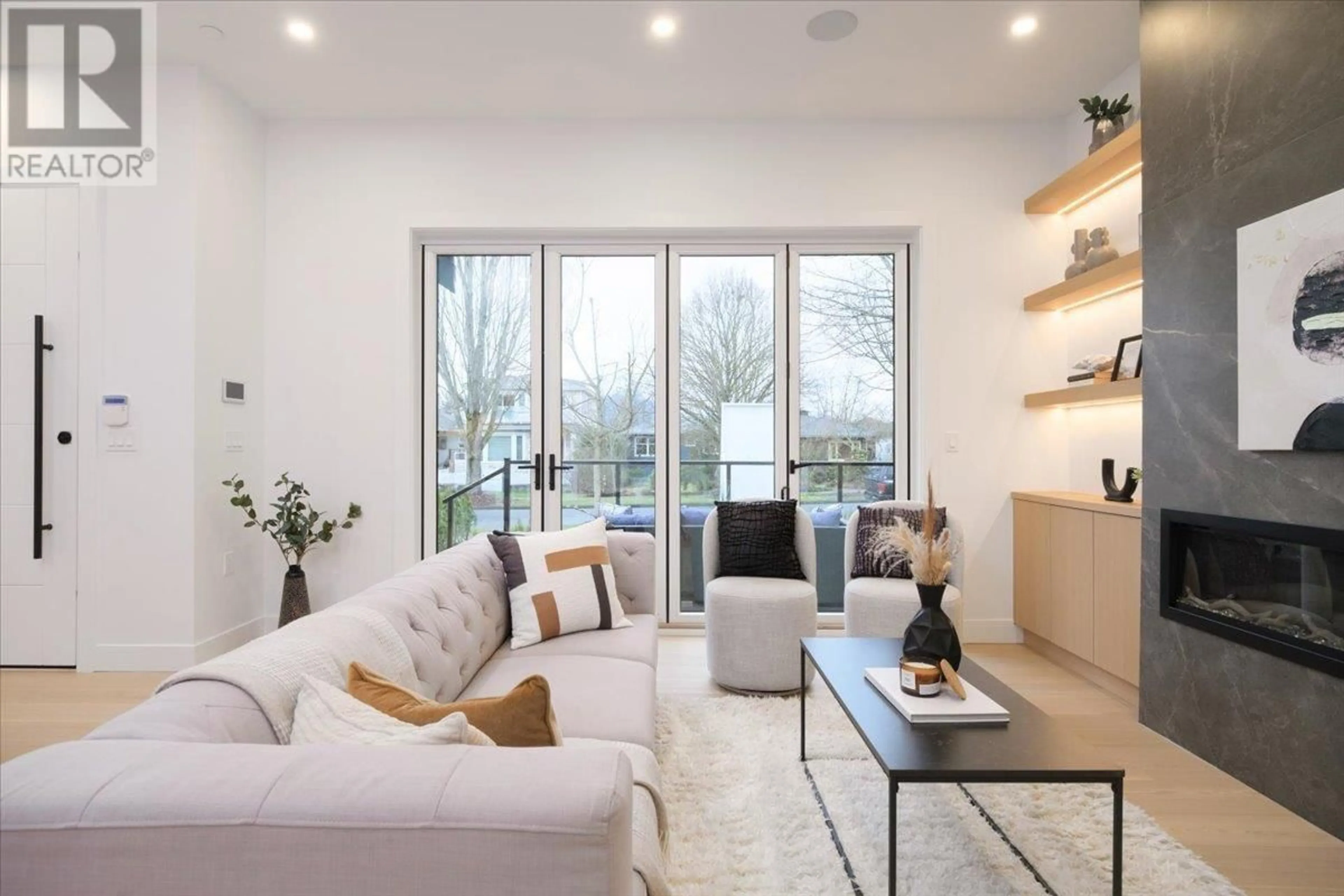 Living room with furniture, unknown for 1 - 2750 5TH AVENUE, Vancouver British Columbia V5M1N2